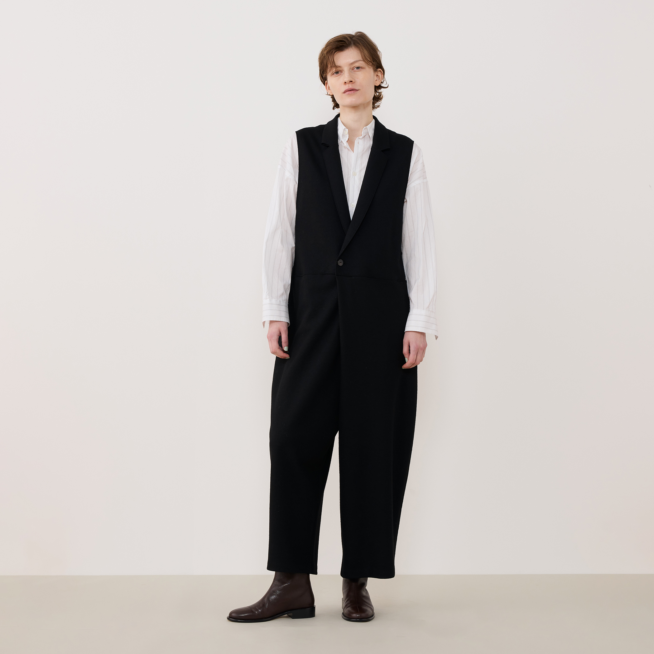 19aw★ルイヴィトン ウール ジャンプスーツ オールインワン ランウェイ登場 ウールミルドスムース ジャンプスーツ｜トゥモローランド 公式サイト