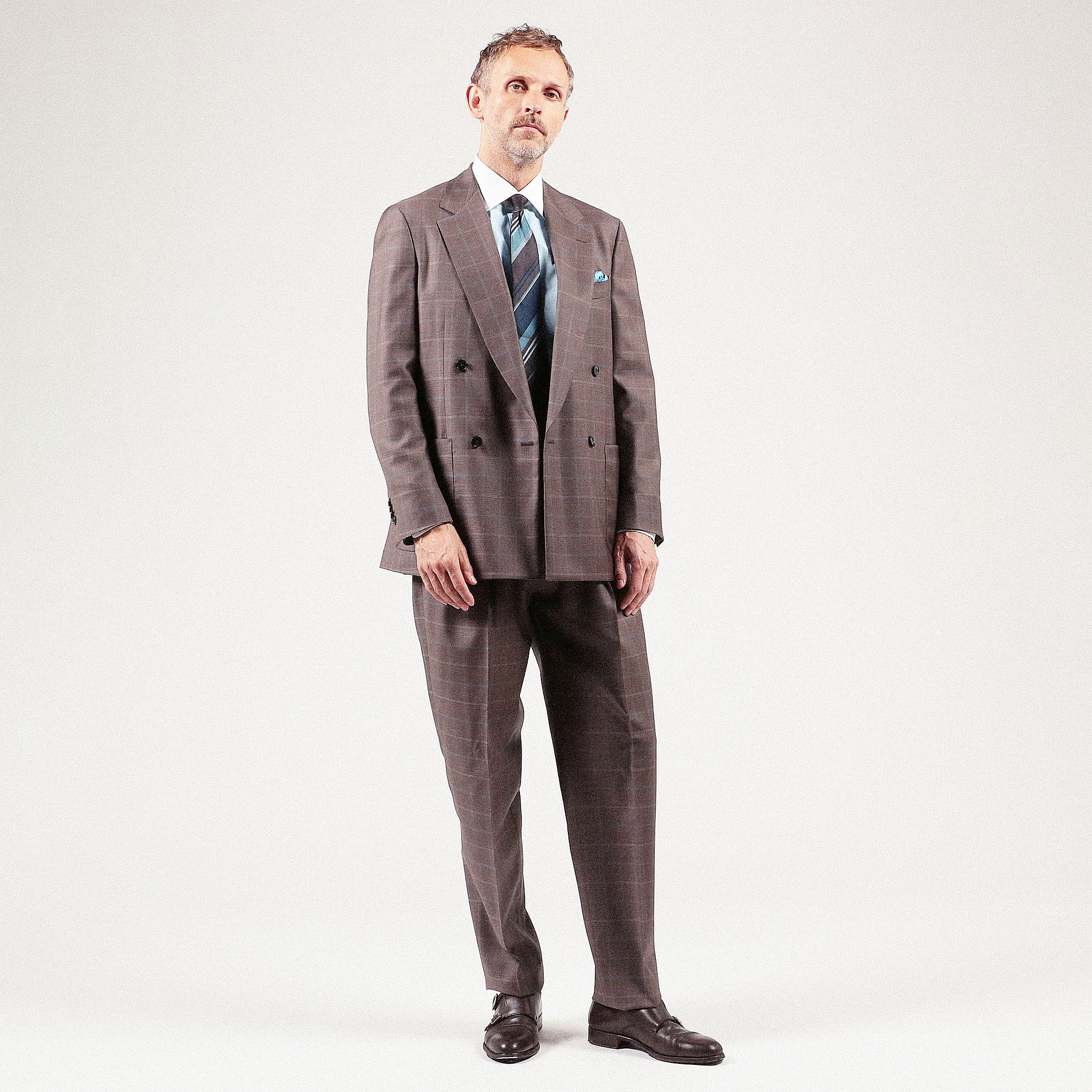 ストレッチウール 4Bダブルブレステッドスーツ Dormeuil