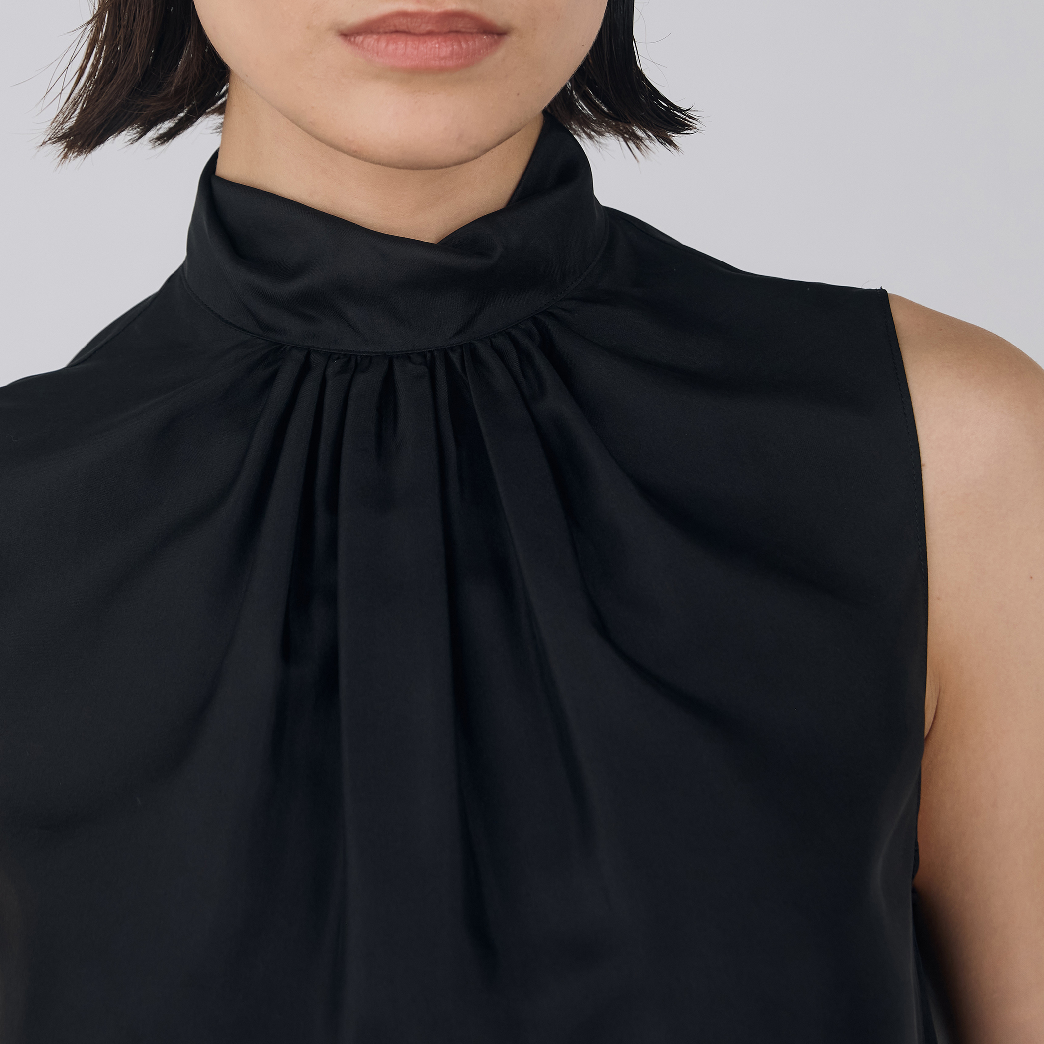 シルクハブタエ ホイップネックブラウス｜トゥモローランド 公式サイト
