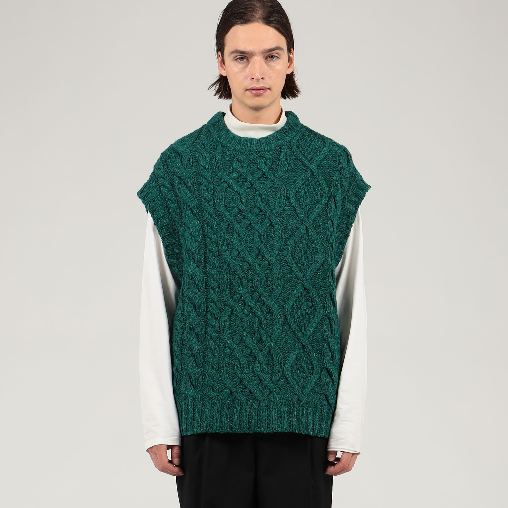 CABaN ウールケーブル クルーネックベスト｜トゥモローランド 公式通販