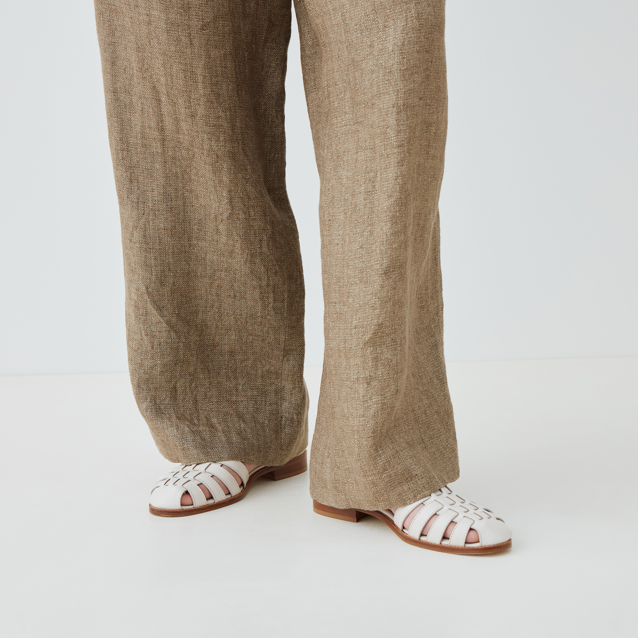 グリッターリネン ツータックパンツ｜トゥモローランド 公式通販