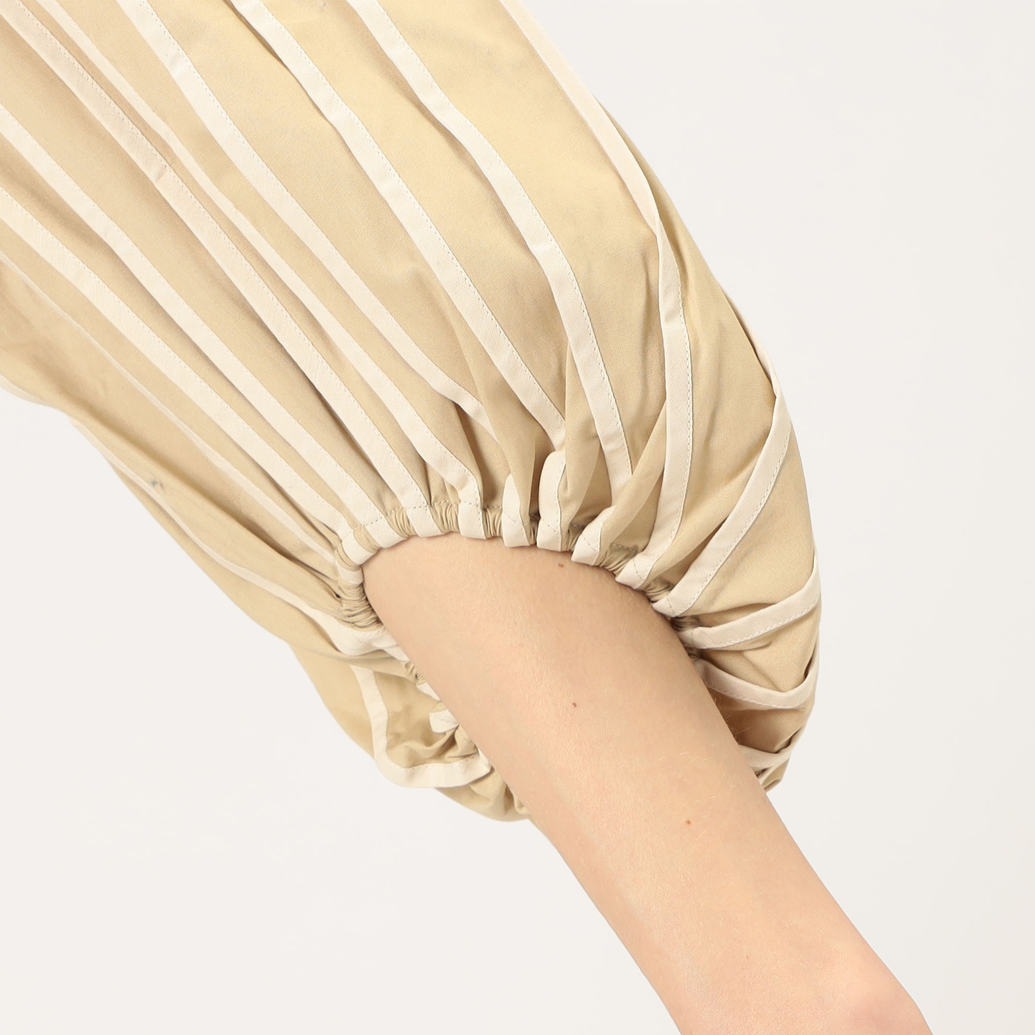 BODICE STUDIO V neck midi Vネックドレス｜トゥモローランド 公式通販