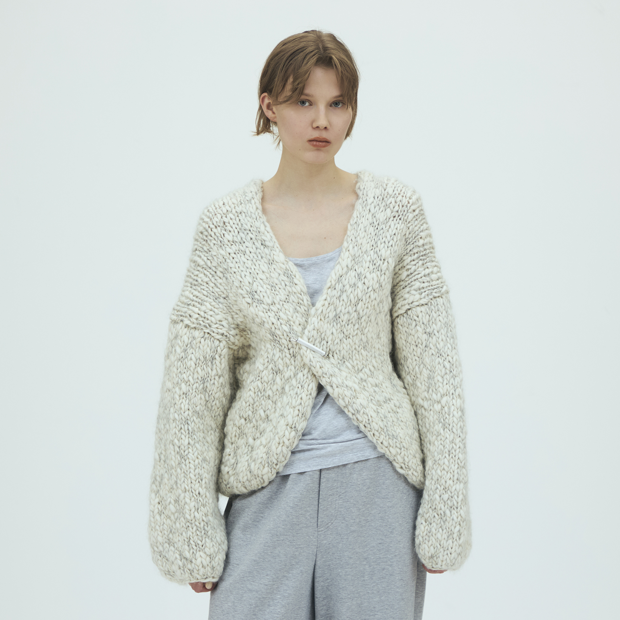 GALERIE VIE 24AW ウールダブルフェイスパイルカーディガン ピン無 ウールハンドニット ピン付きカーディガン｜トゥモローランド 公式サイト