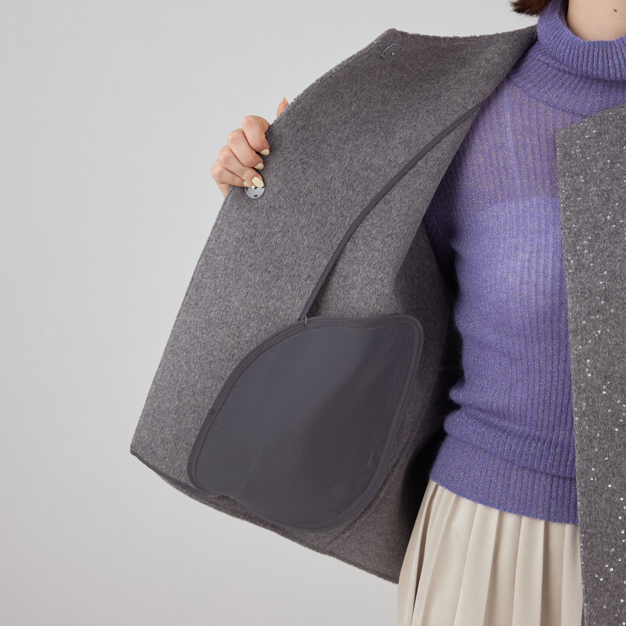 say____♡さま専用Ballseyスパンコールリバー ショートコクーンコート セール】スパンコールリバー ショートコクーンコート（ノー