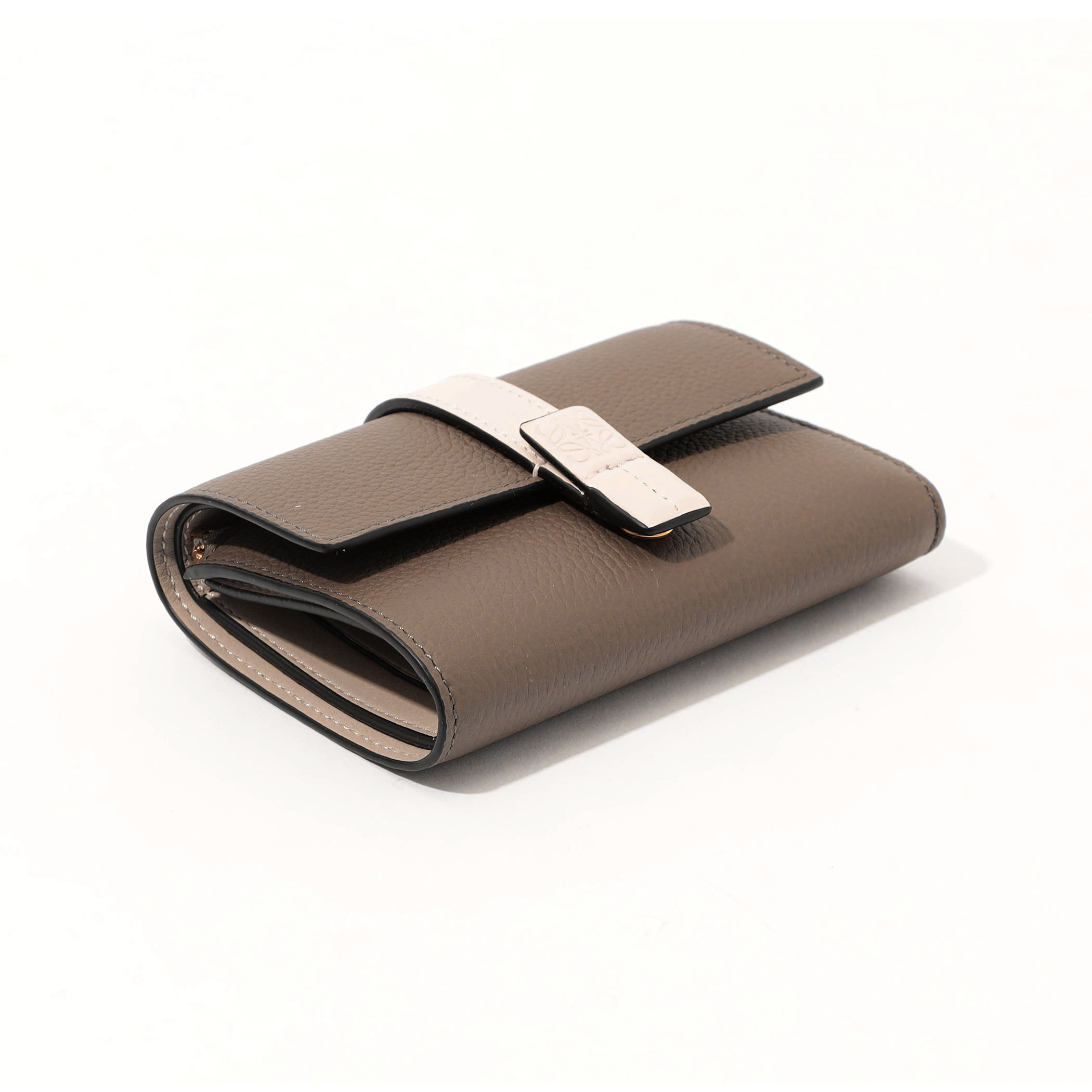 LOEWE ロエベ／バーティカル ウォレット スモール バーティカル ウォレット スモール（ソフトグレインカーフ） ベージュ