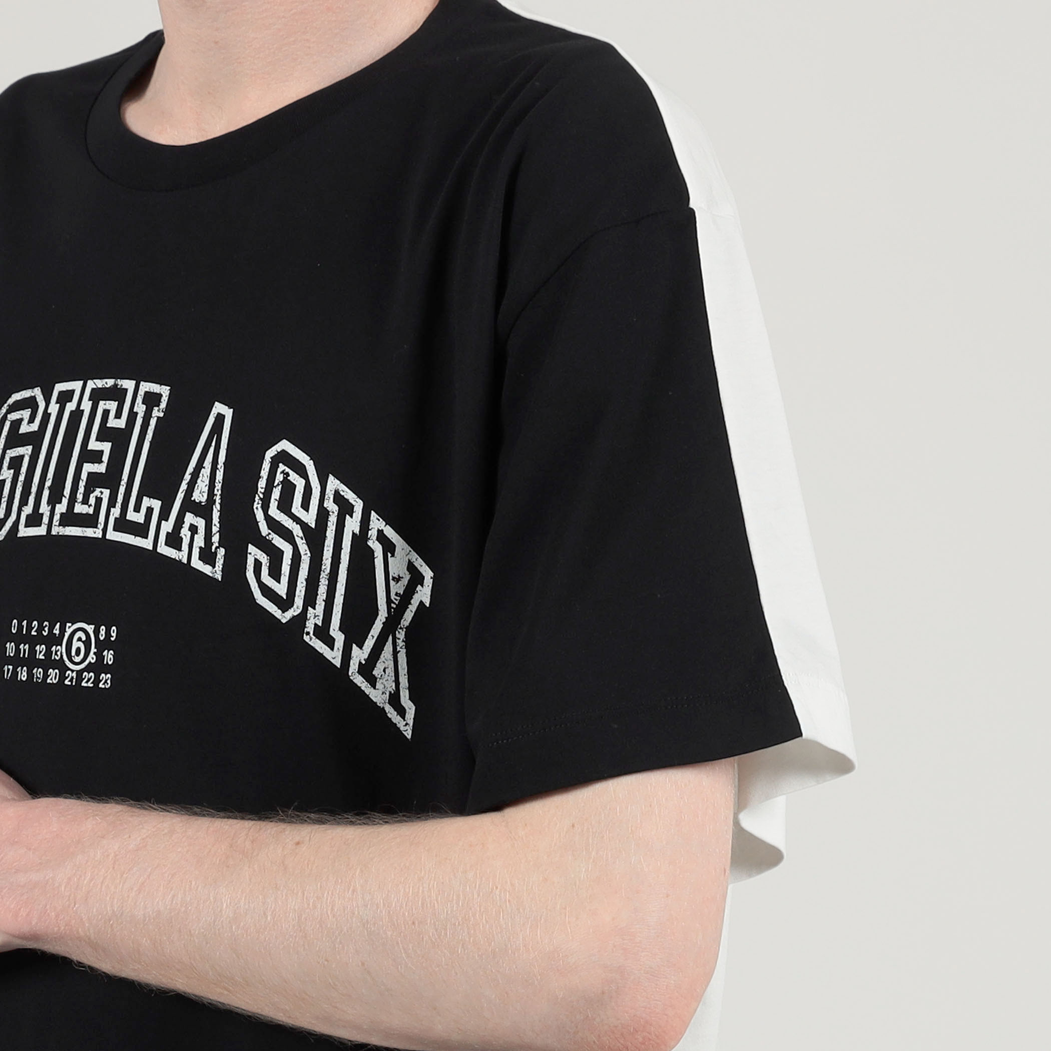 MM6 MAISON MARGIELA x TOMORROWLAND 国内買付 PRINT TEE 別注 別注】MM6×Edition PRINT TEE｜トゥモローランド 公式通販