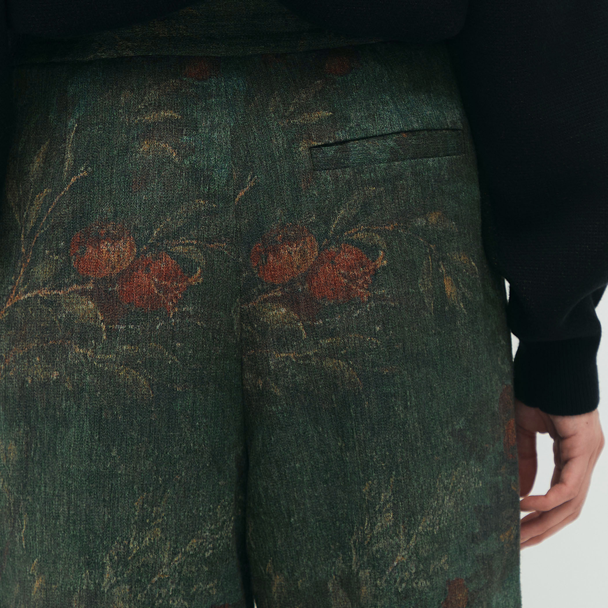 オーチャードジャカード 2タックパンツ｜トゥモローランド 公式通販