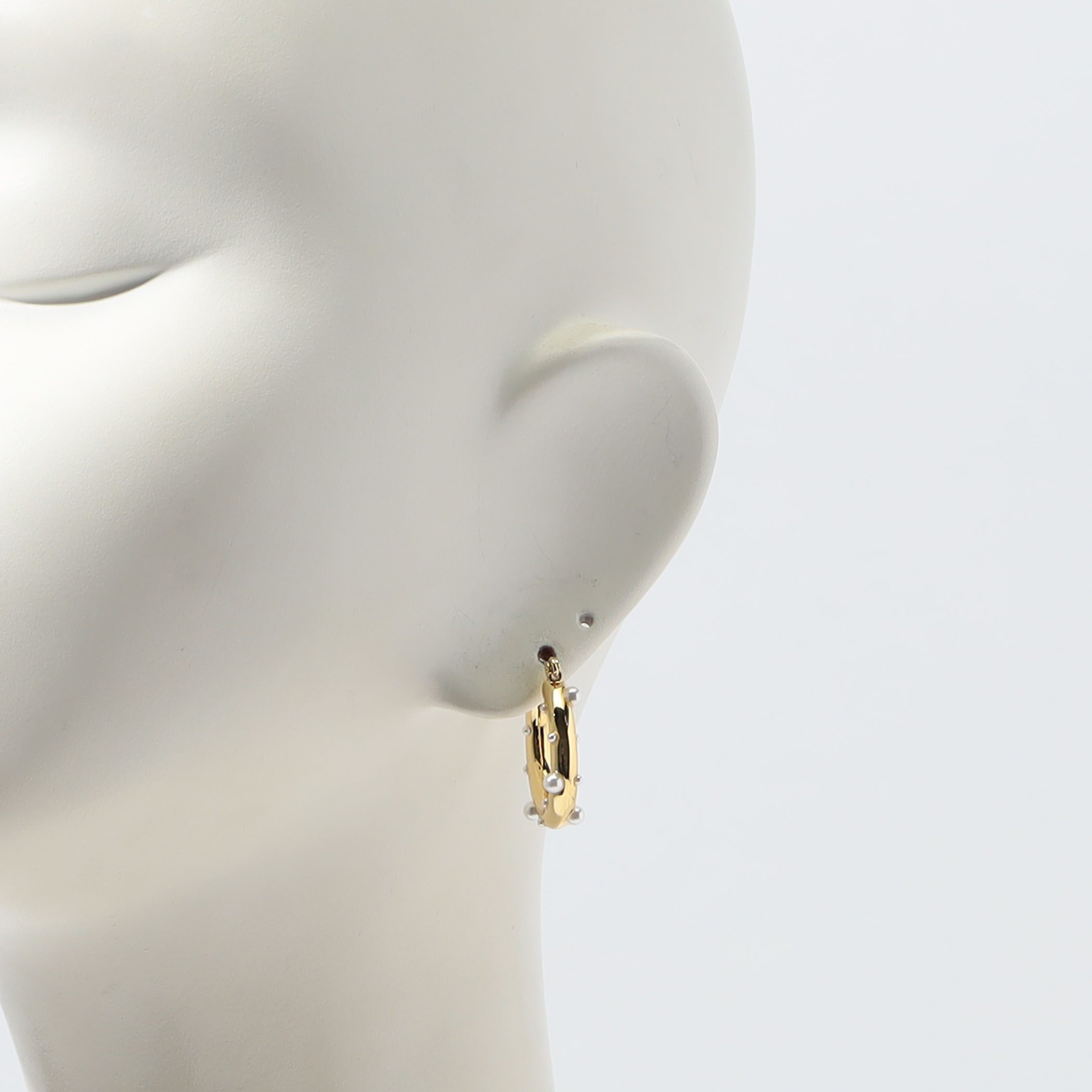 Kenneth Jay Lane Bridge Wire Hoops ピアス｜トゥモローランド 公式通販