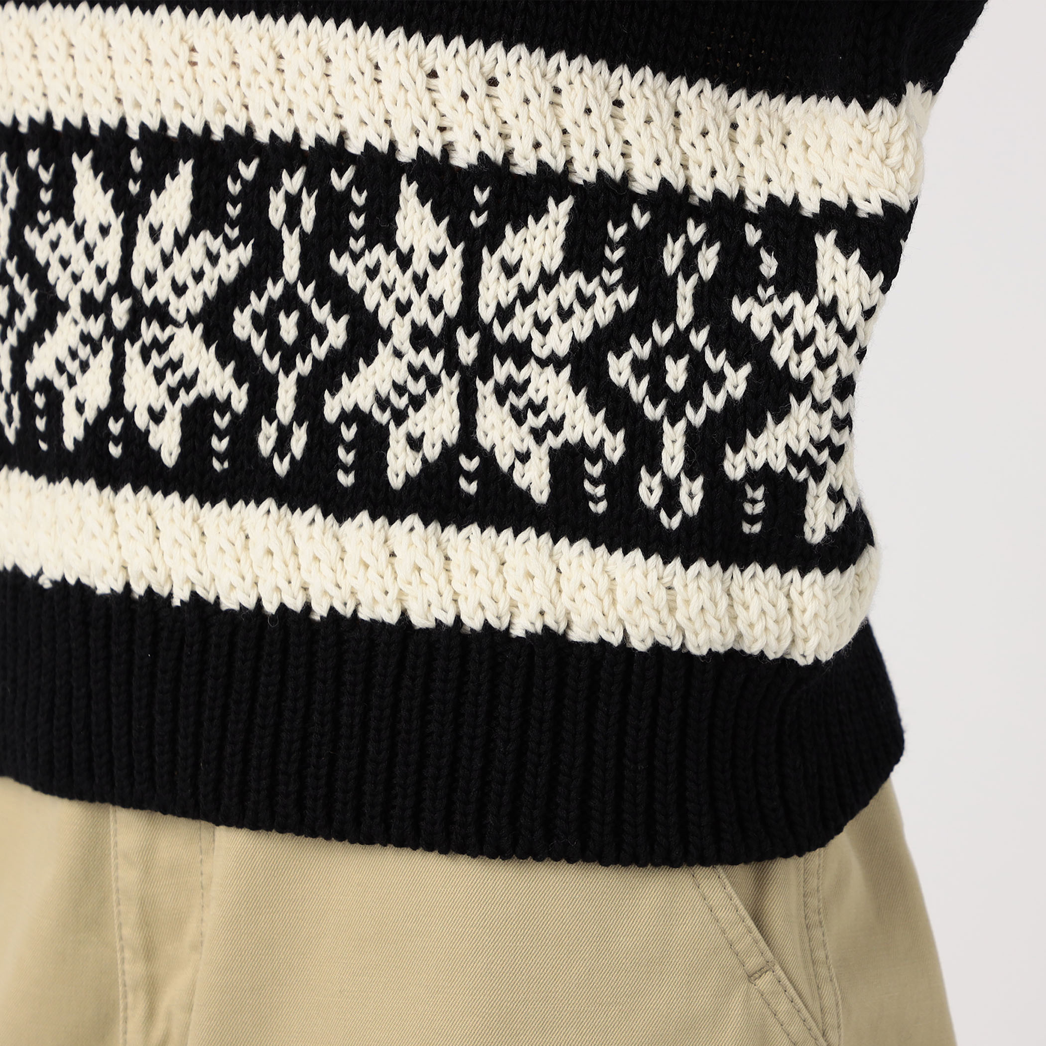 モノトーンジャカード クルーネックプルオーバー｜トゥモローランド