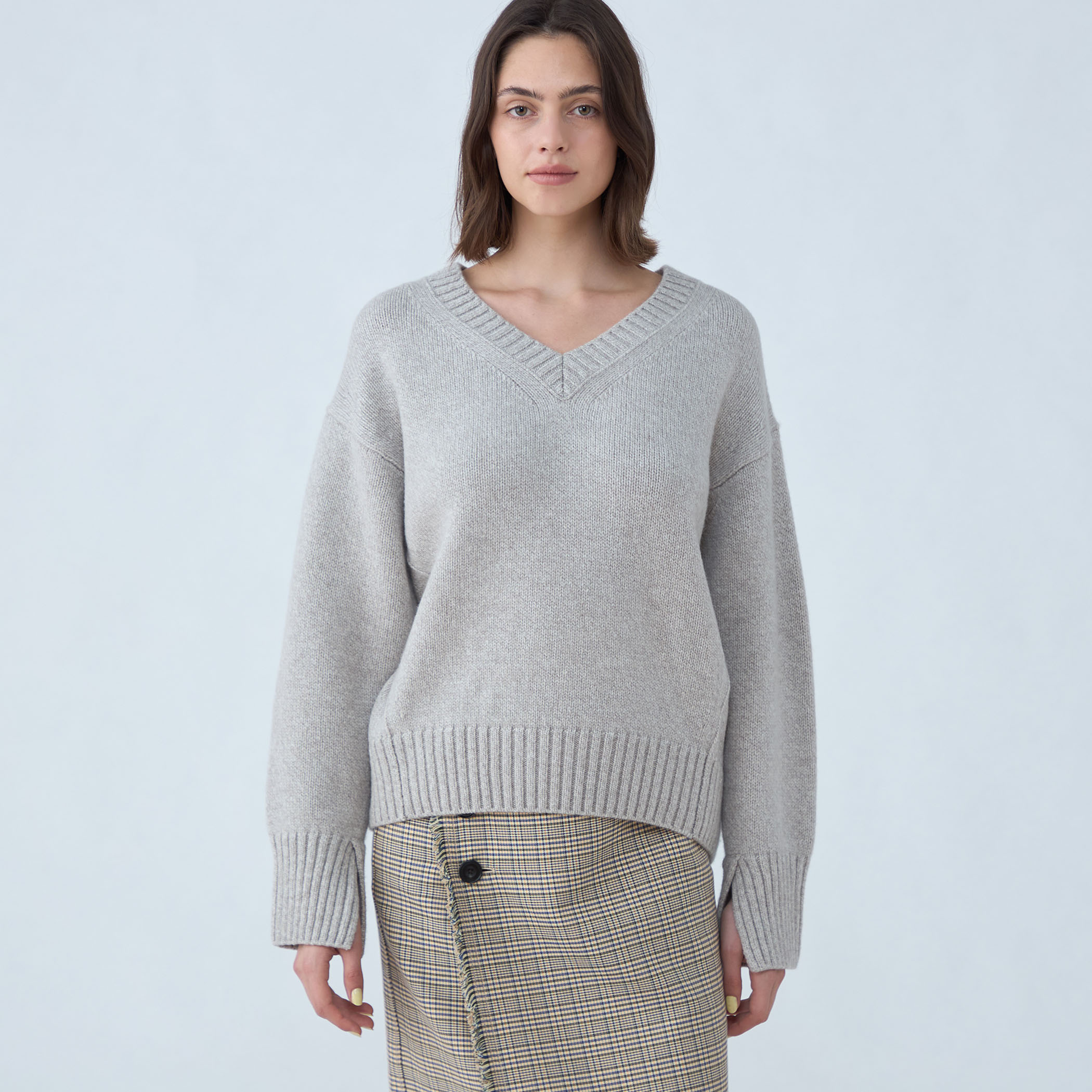 今季♦︎MACPHEE ラムカシミヤワイドリブ Vネックプルオーバー □【WEB限定】ラムカシミヤ Vネックプルオーバー｜トゥモローランド