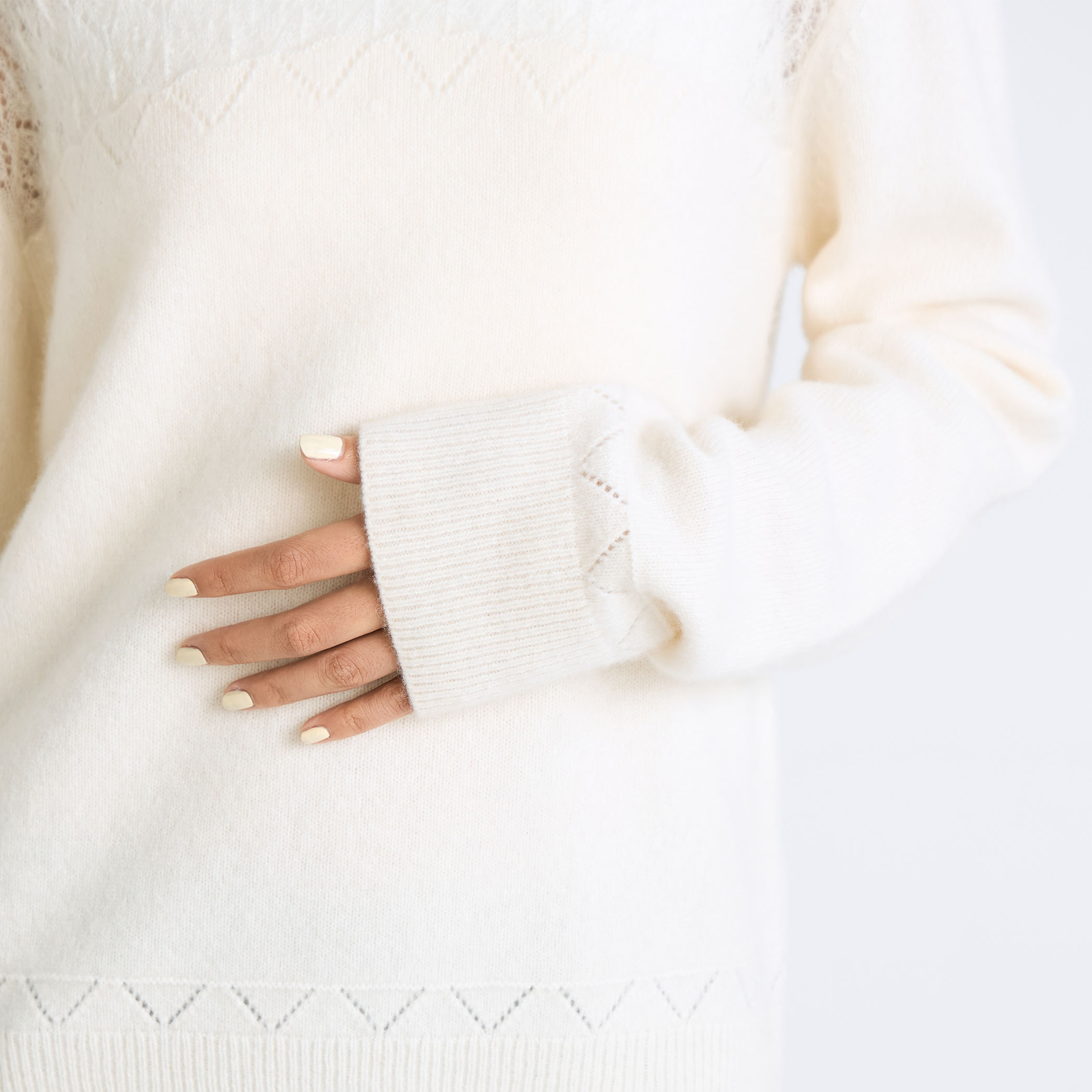 パッチワークレース フーデットニット｜トゥモローランド 公式通販