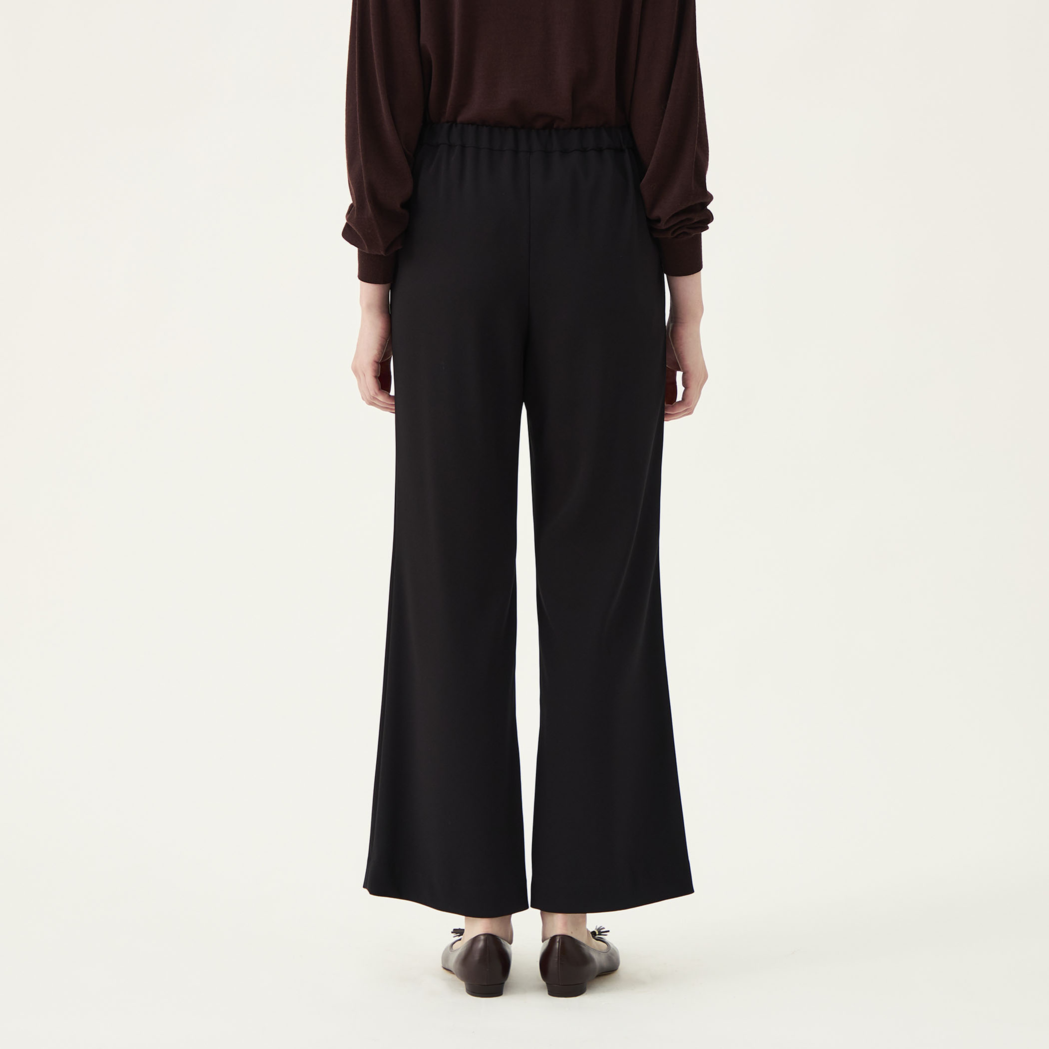 エラスティックジョーゼット セミフレアパンツ｜トゥモローランド 公式