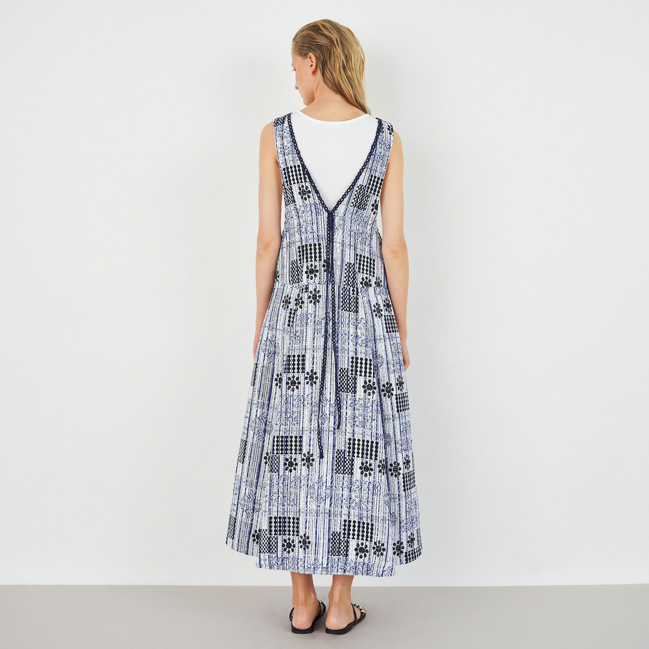 バスティングブリックジャカード ボリュームフレアワンピース