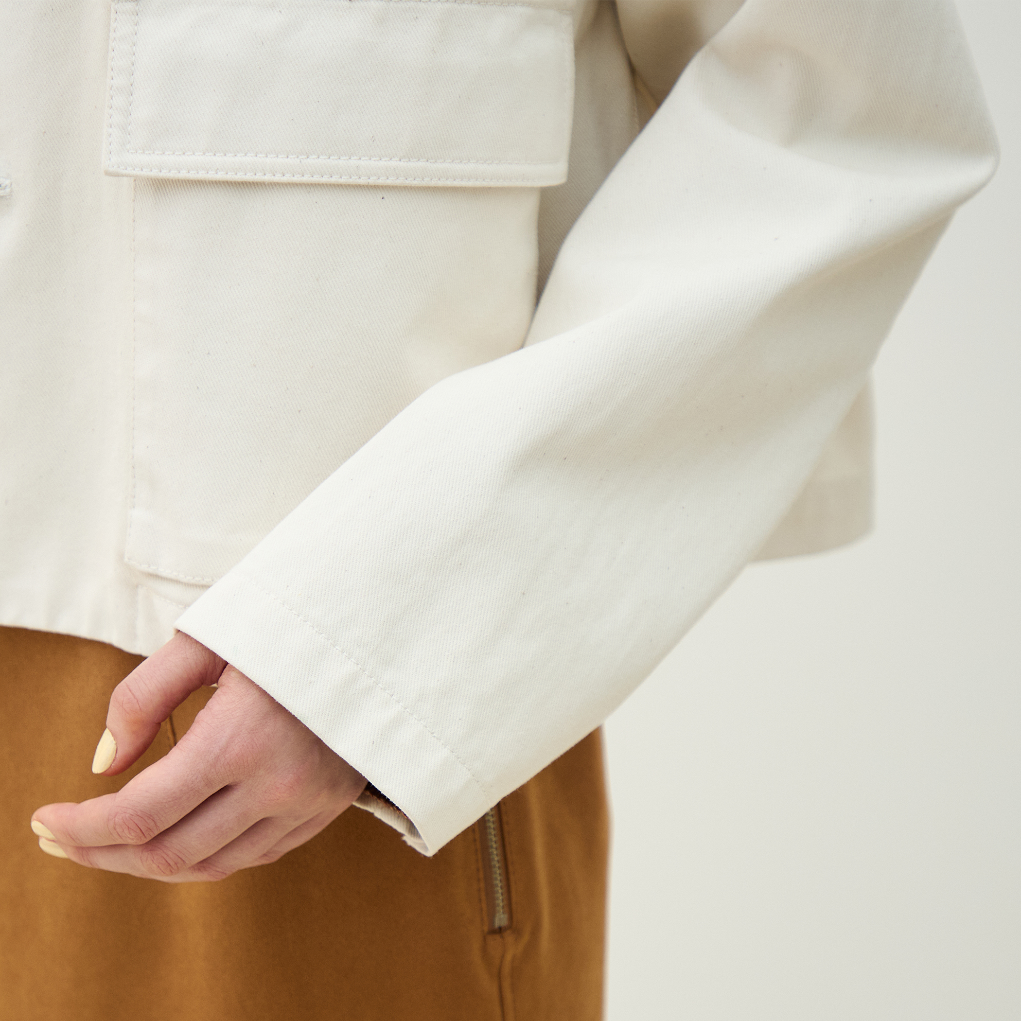 ピグメントドリルクロス クルーネックジャケット｜トゥモローランド