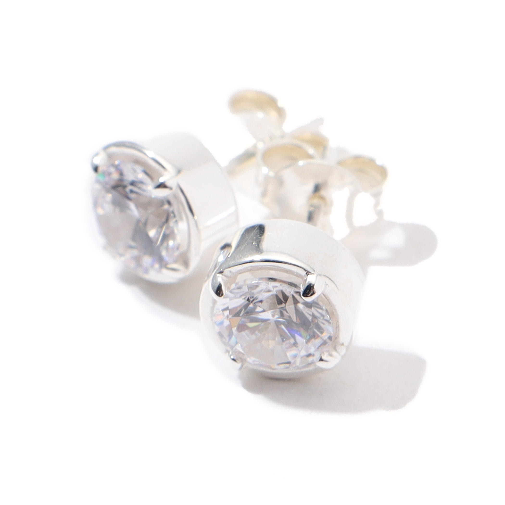 HATTON LABS Round Stud Earrings