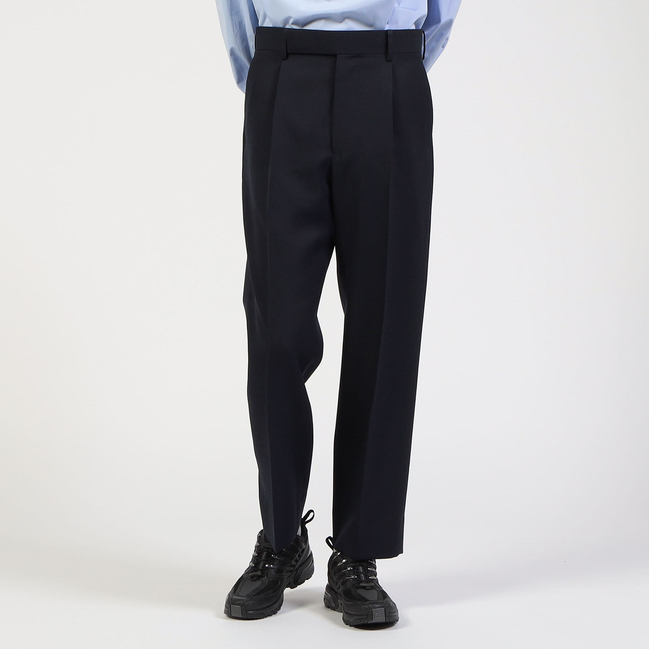 別注】THE RERACS×Edition THE SLACKS STRAIGHT｜トゥモローランド