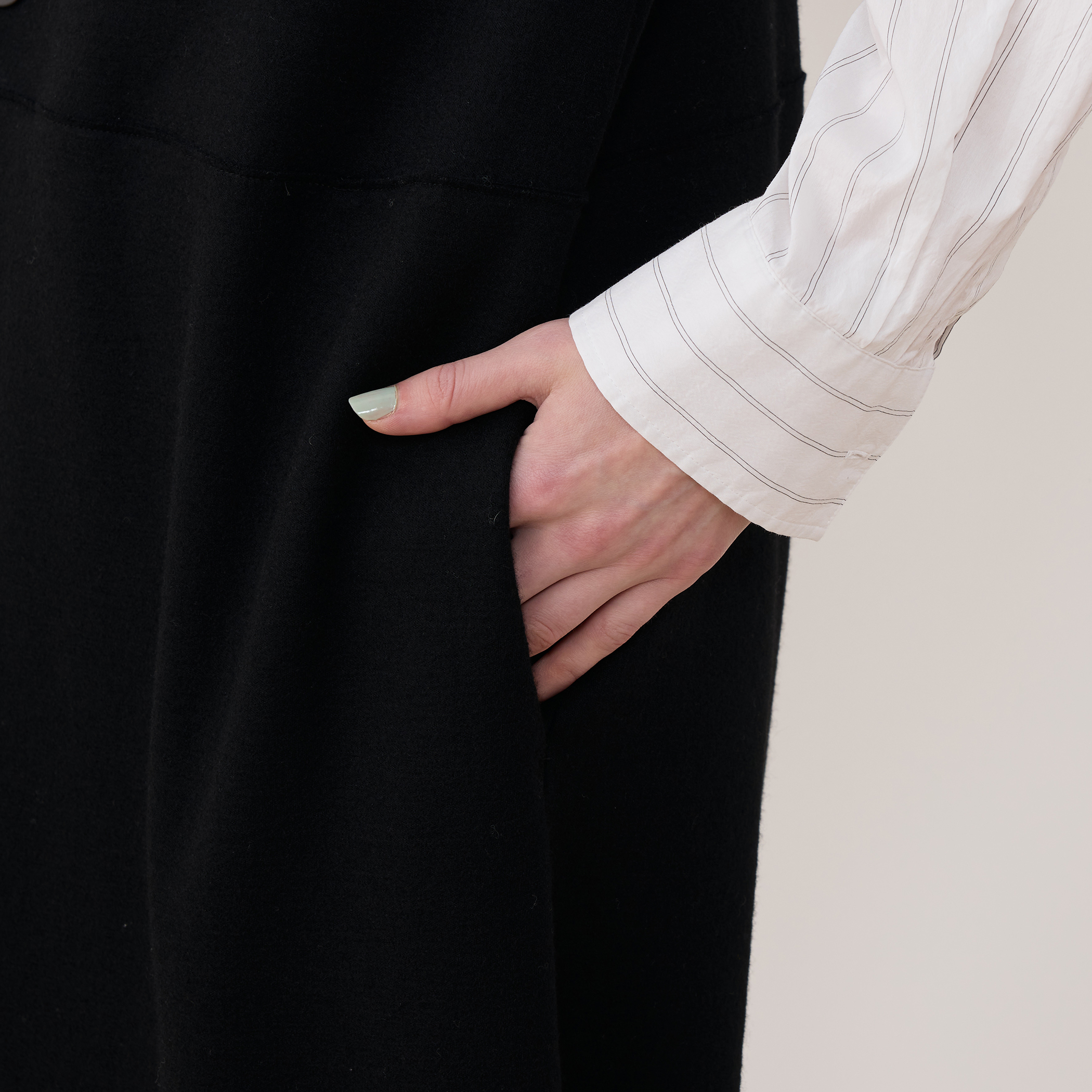 ウールミルドスムース ジャンプスーツ｜トゥモローランド 公式通販