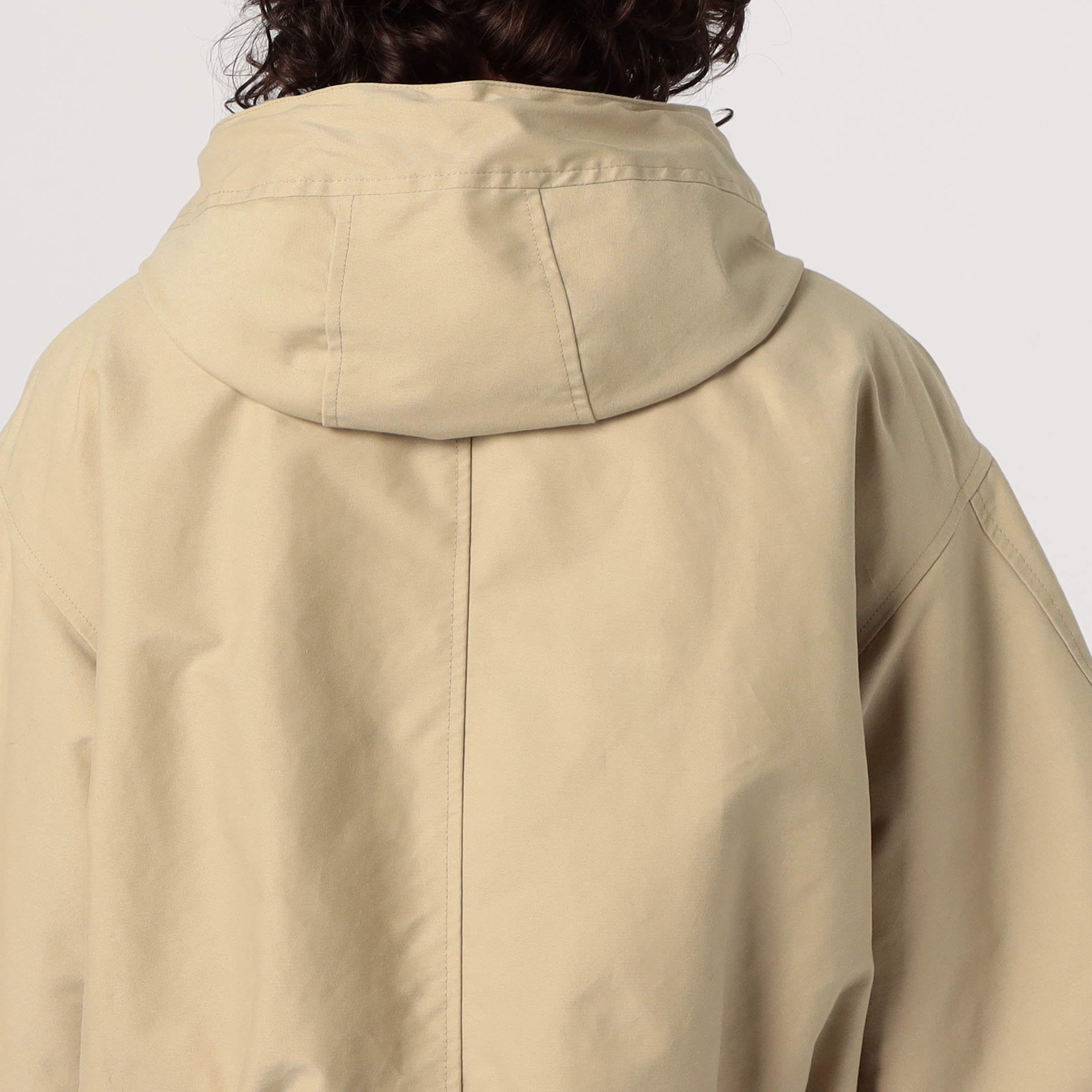 Jacquemus ル・ブルゾン・バリ キャンバスジャケット Jacquemus キャンバス ジャケット | ニュートラル | FARFETCH JP