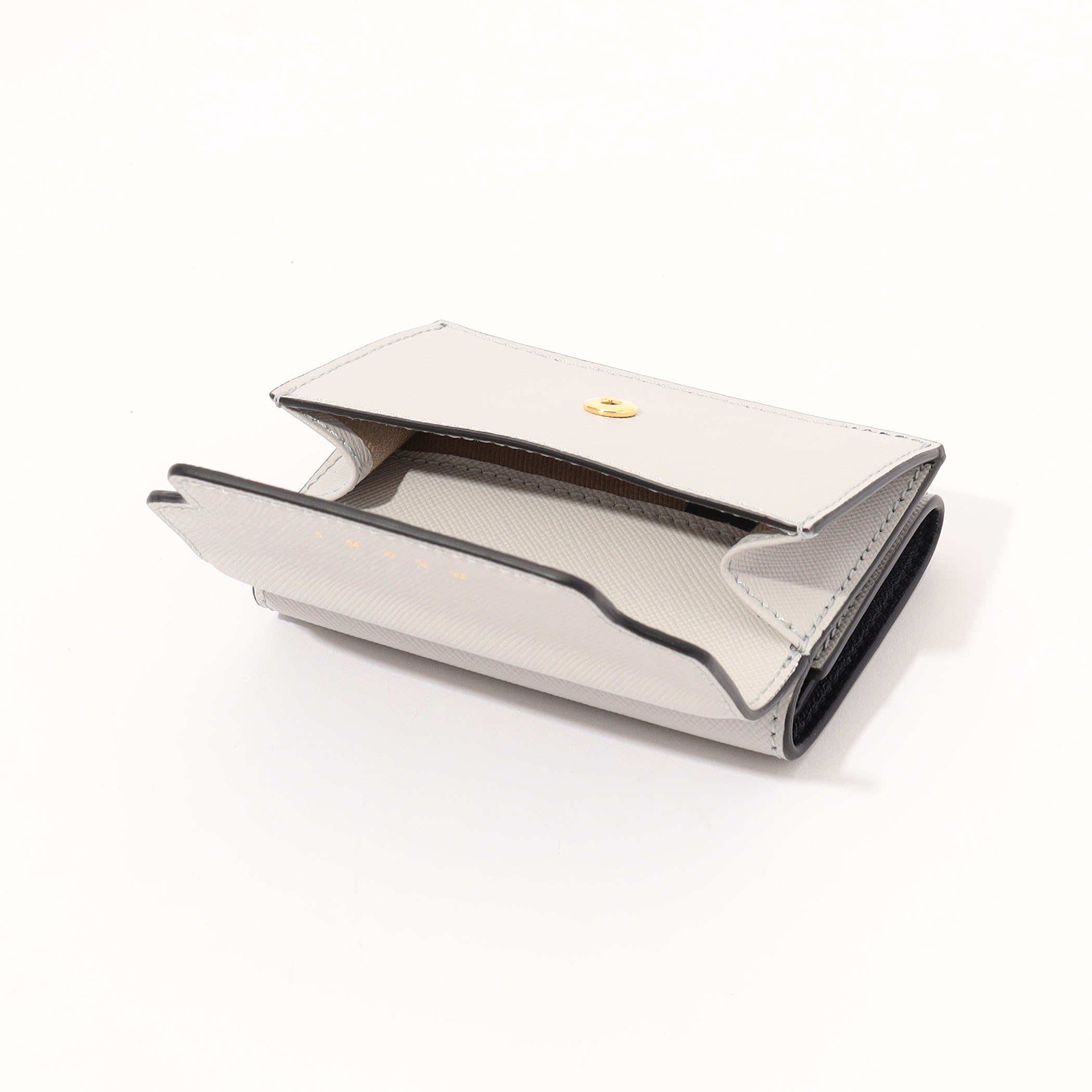 ☆MARNI☆ TRI FOLD 半財布 正規品 楽天市場】【LaGアウトレット】MARNI マルニ Tri-Fold Wallet 三