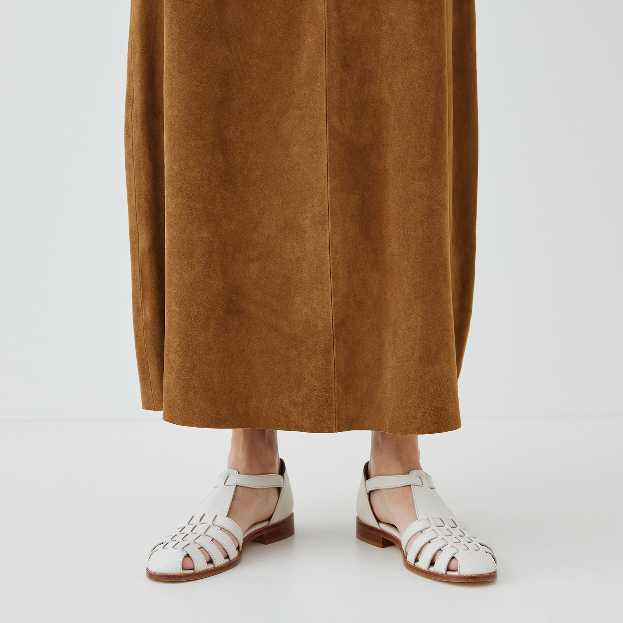 ゴートスウェード Aラインスカート｜トゥモローランド 公式通販