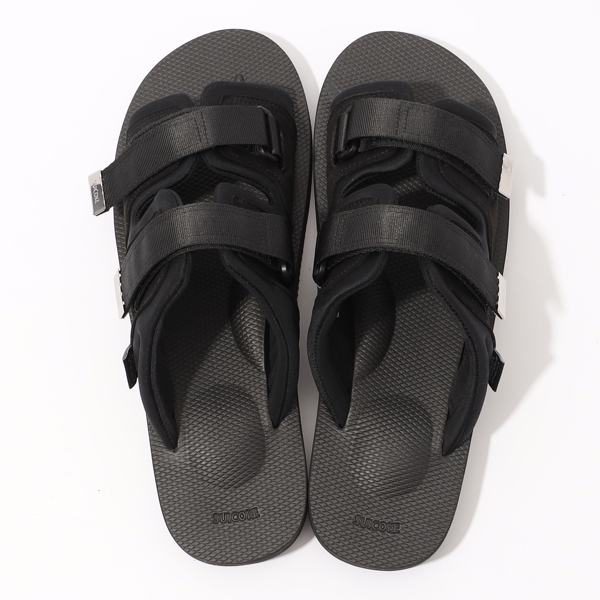 別注】SUICOKE MOGI サンダル｜トゥモローランド 公式サイト