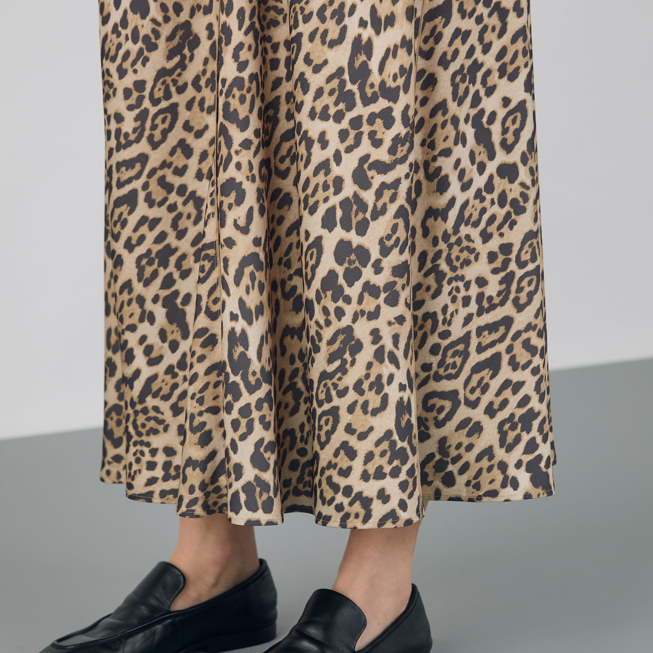 レオパードプリント マーメイドスカート｜トゥモローランド 公式通販