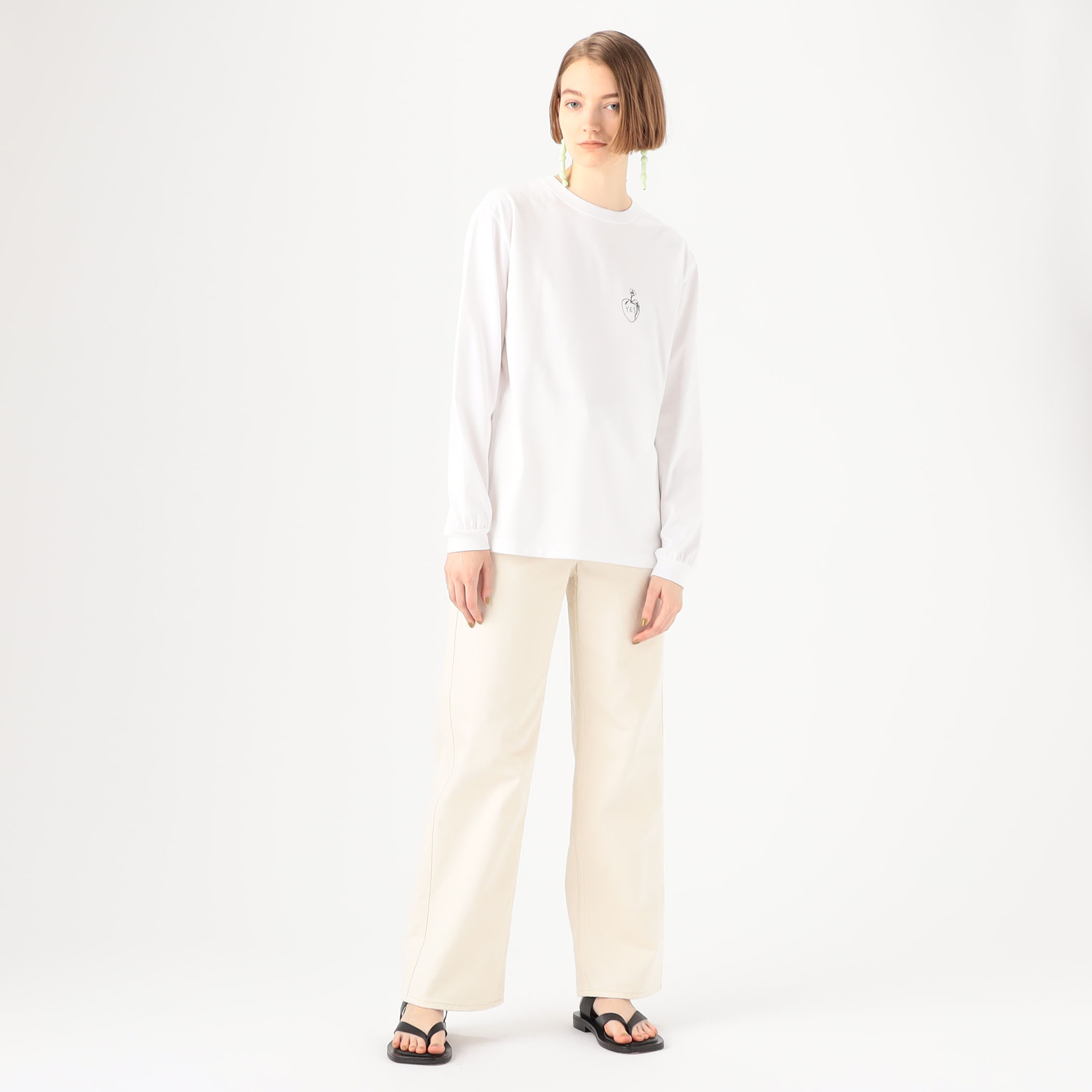 トゥモローランド　マカフィー　コットンホワイトデニム　セミワイドパンツ コットンホワイトデニム セミワイドパンツ｜トゥモローランド 公式通販