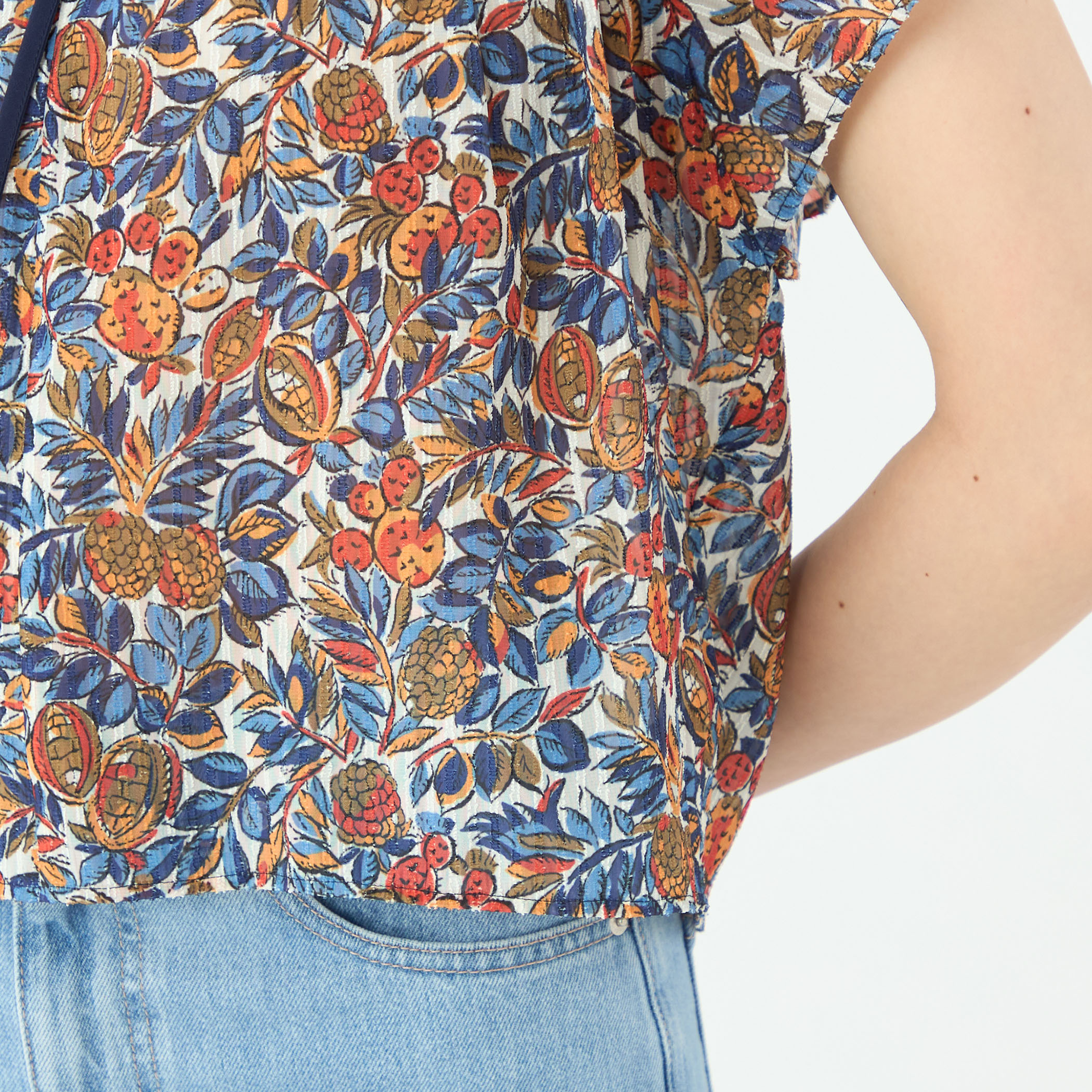 ポリエステルプリント ギャザーフレアブラウス｜トゥモローランド 公式通販