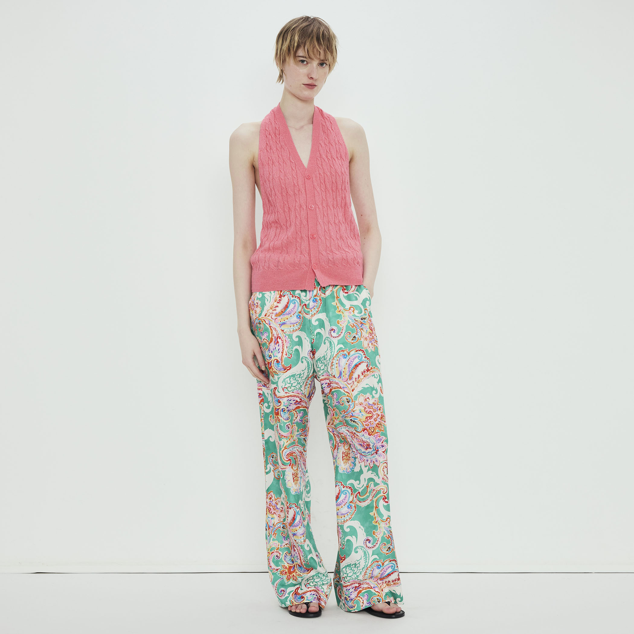 シルクツイル フラワーペイズリープリントパンツ｜トゥモローランド