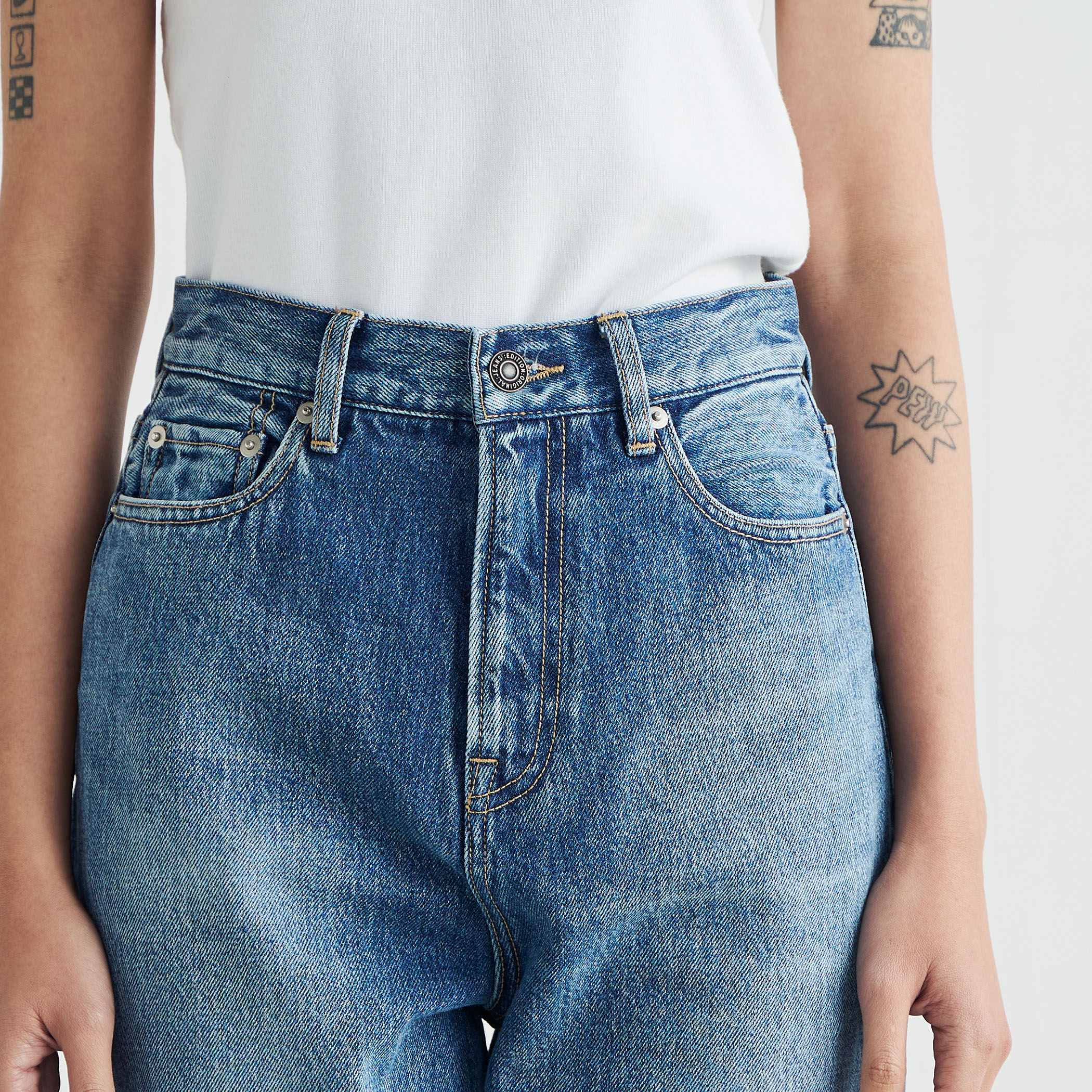 エッセンシャルデニム ストレートパンツ｜トゥモローランド 公式通販