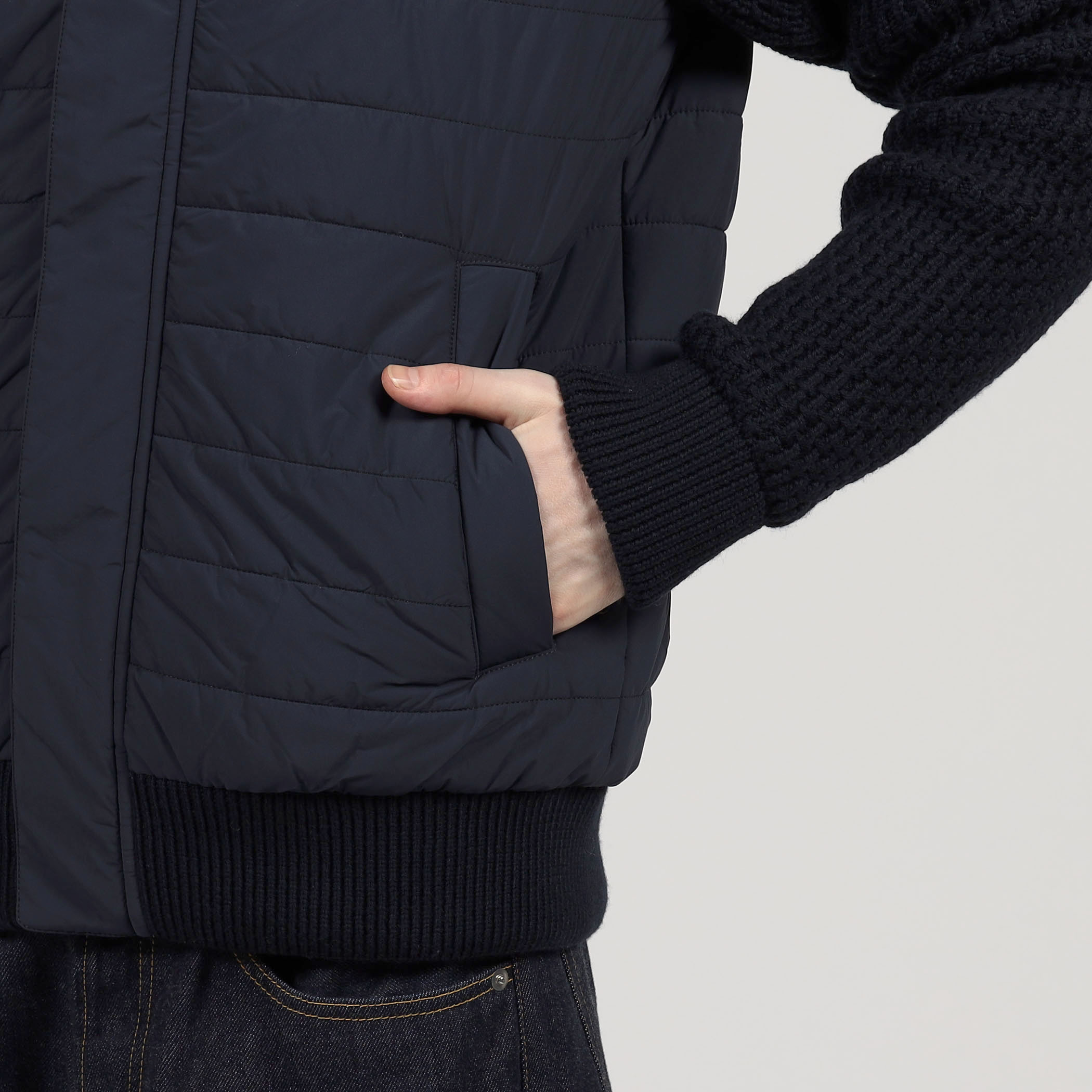 HERNO ライトナイロンストレッチ ニットコンビ ブルゾン