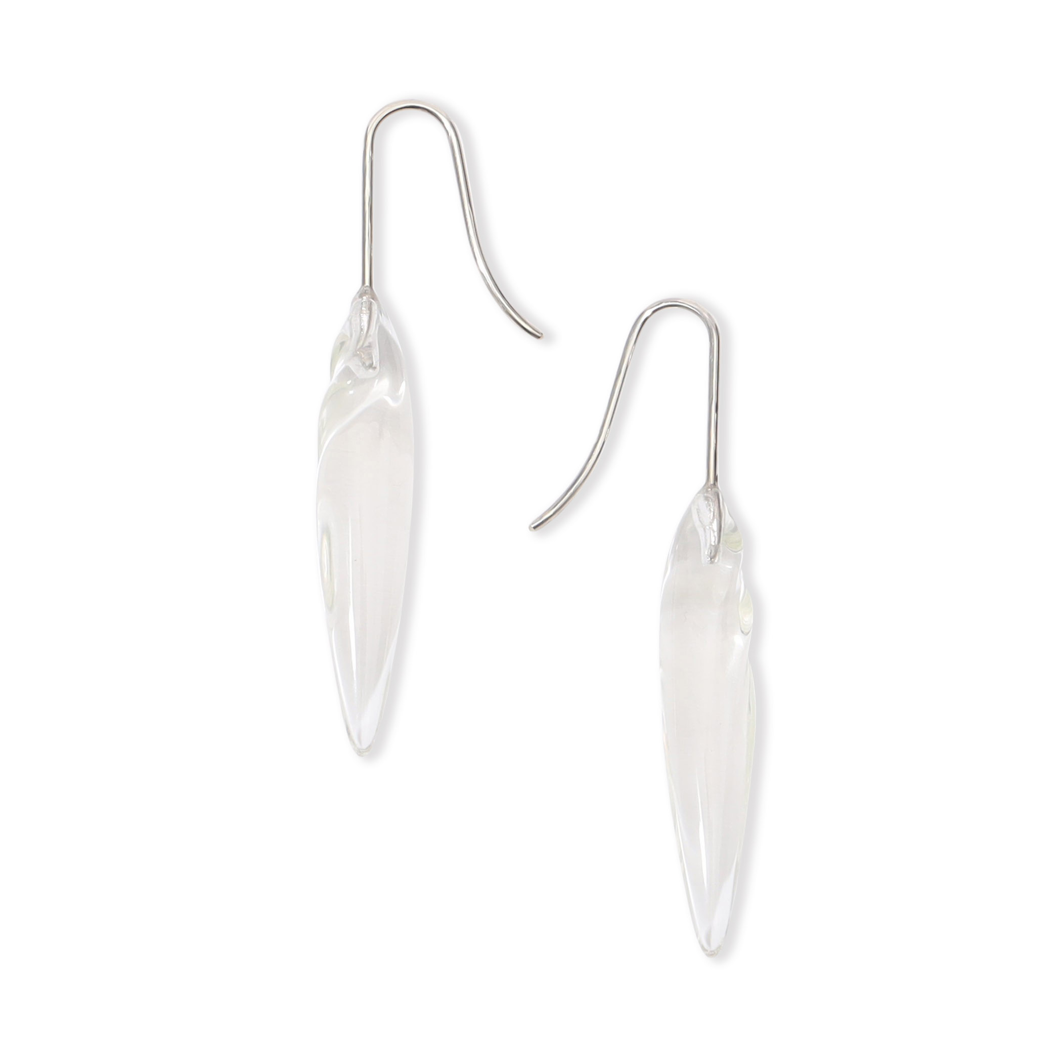 美品 R. ALAGAN(ララガン)タッセルピアス アイボリー 美品 R. ALAGAN(ララガン)タッセルピアス アイボリー - メルカリ