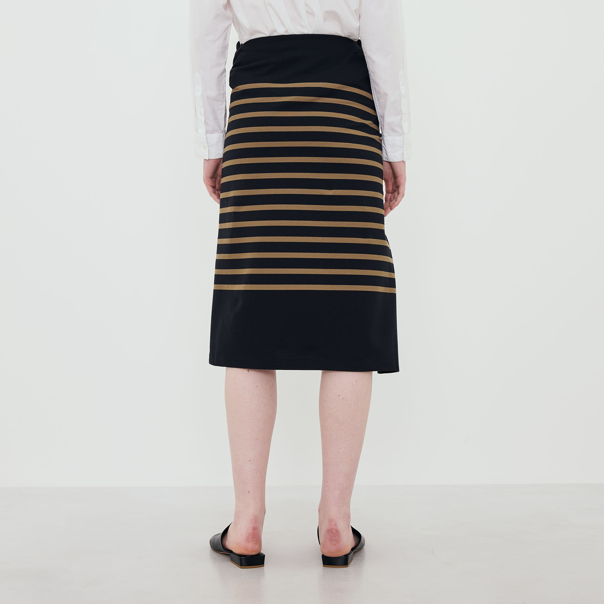 HYKE BASQUE INSPIRED SKIRT バスクシャツ スカート｜トゥモローランド