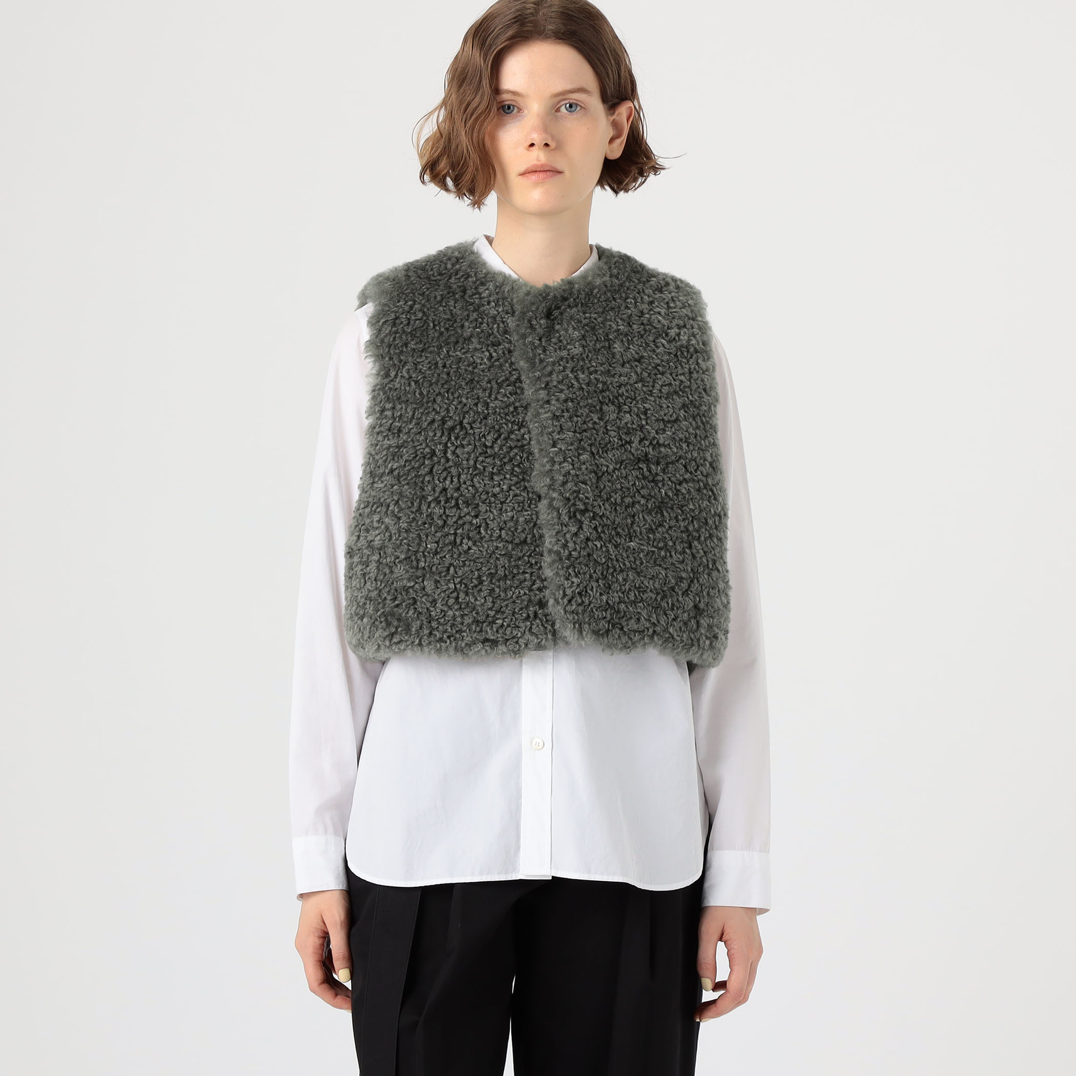 HYKE FAUX SHEARLING VEST｜トゥモローランド 公式通販