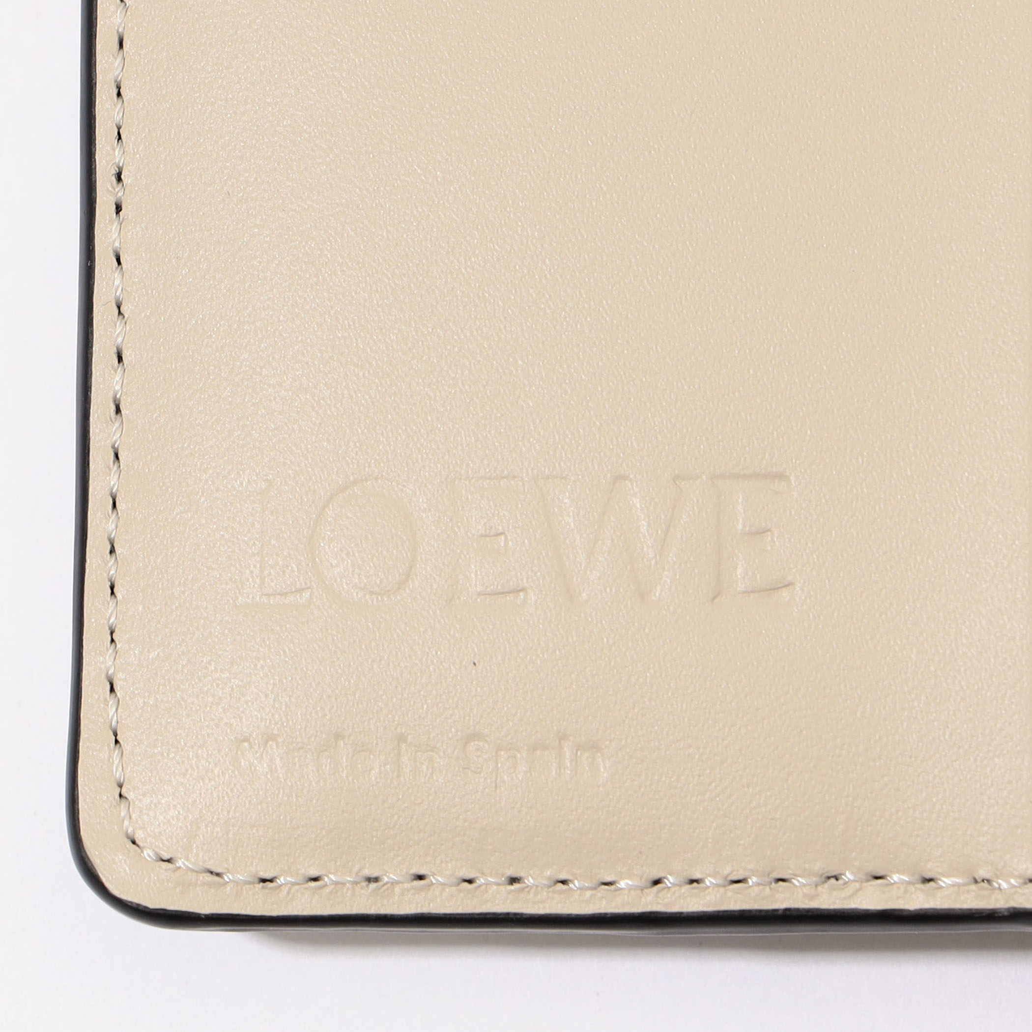 LOEWE パズルコンパクトジップウォレット｜トゥモローランド