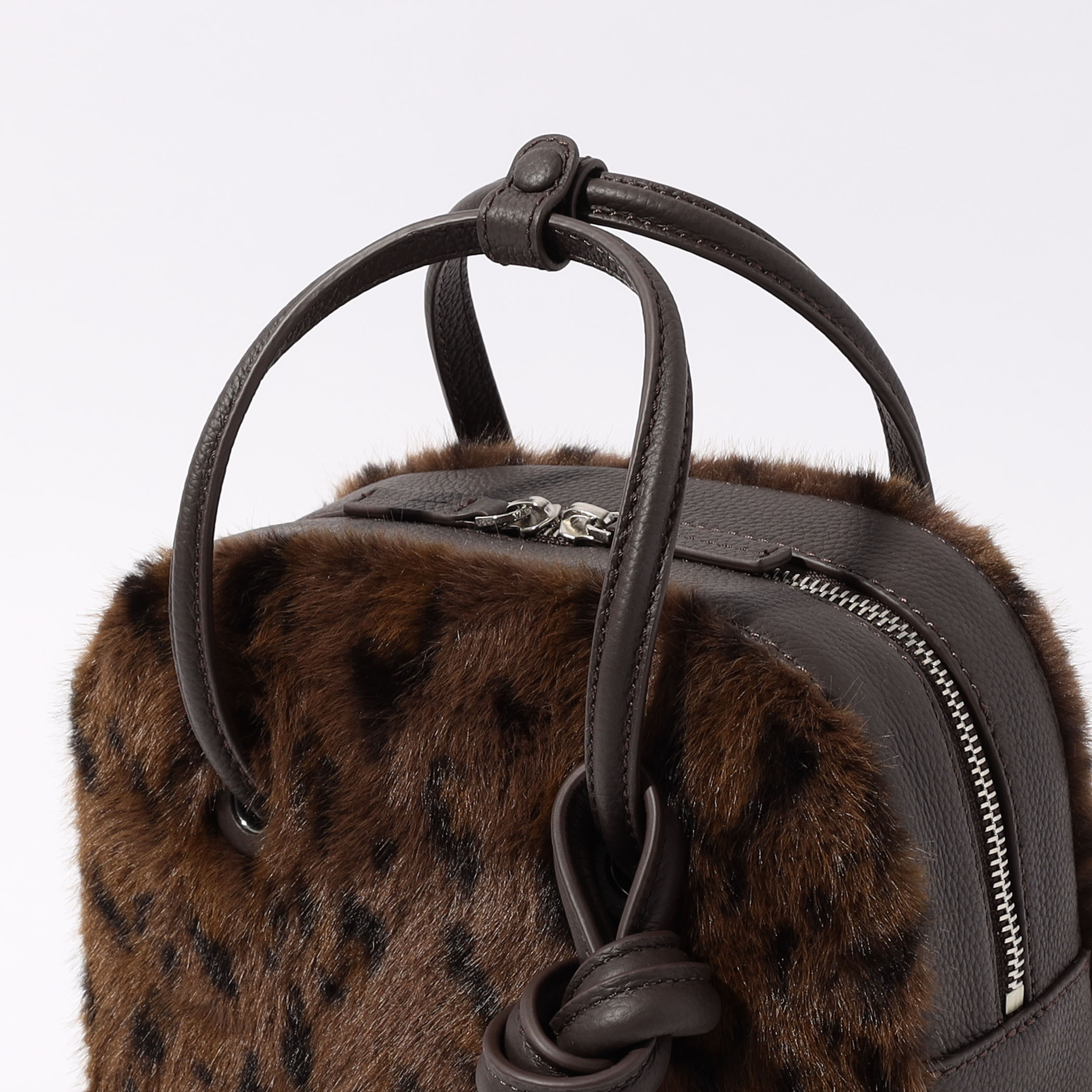 別注】VASIC APERO MINI MINI CHEETAH バッグ｜トゥモローランド 公式