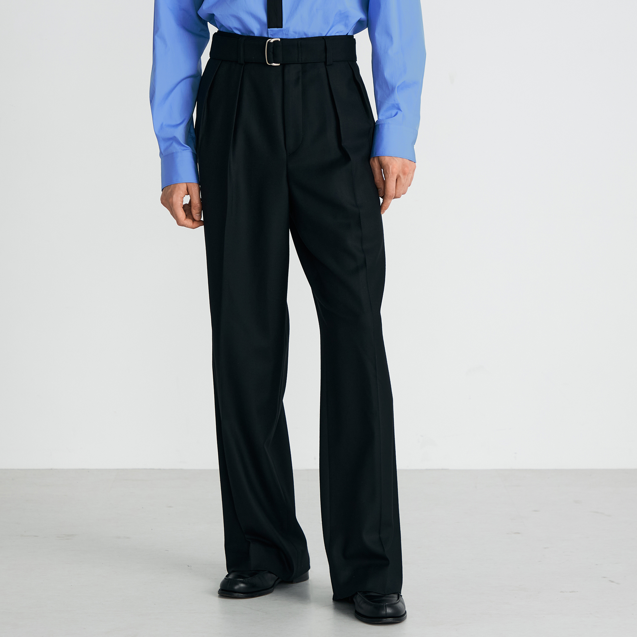 Super160's ウールギャバベルトパンツ｜トゥモローランド 公式通販