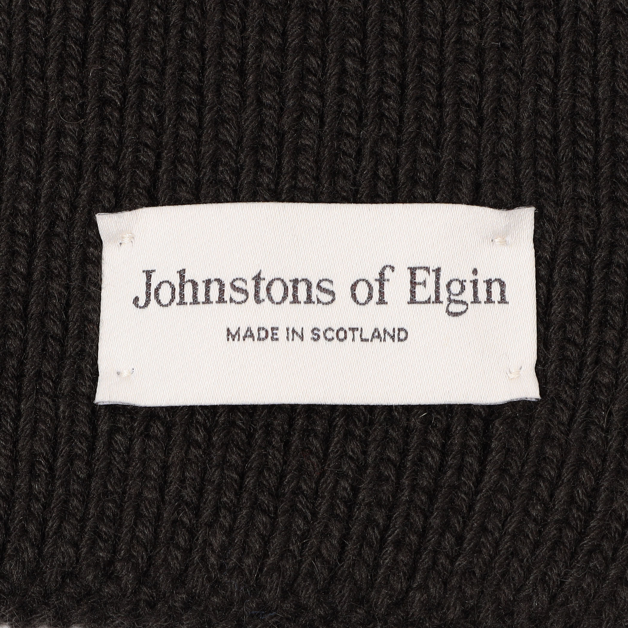 ●Johnstons of Elgin リブニットカシミヤマフラー Johnstons of Elgin カシミヤ リブニットマフラー｜トゥモローランド