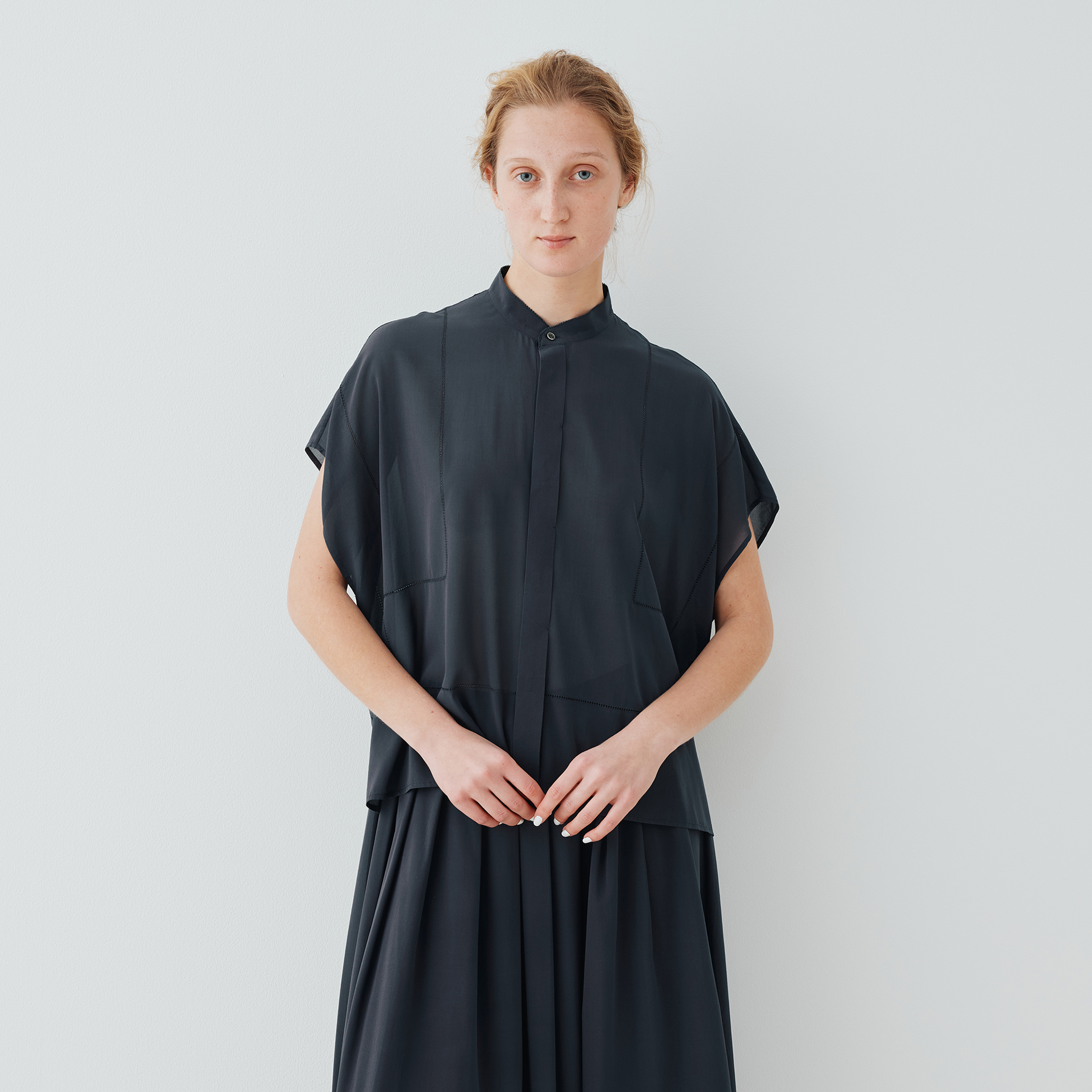 GALERIE VIELシルクストレッチ ボックスシャツ　トゥモローランド ストライプシルクストレッチ スタンドネックボックスシャツ