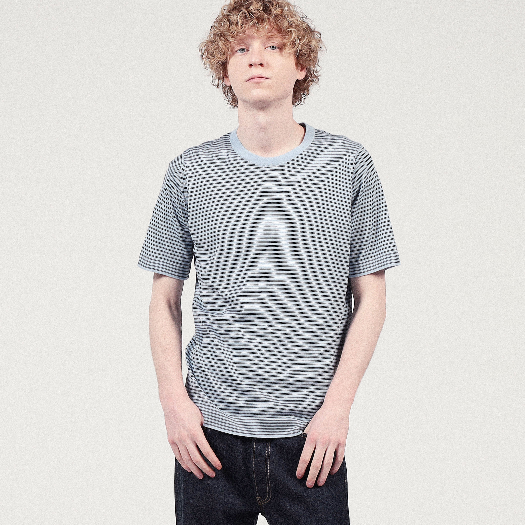 別注】JOHN SMEDLEY VIKTOR ニットTシャツ｜トゥモローランド