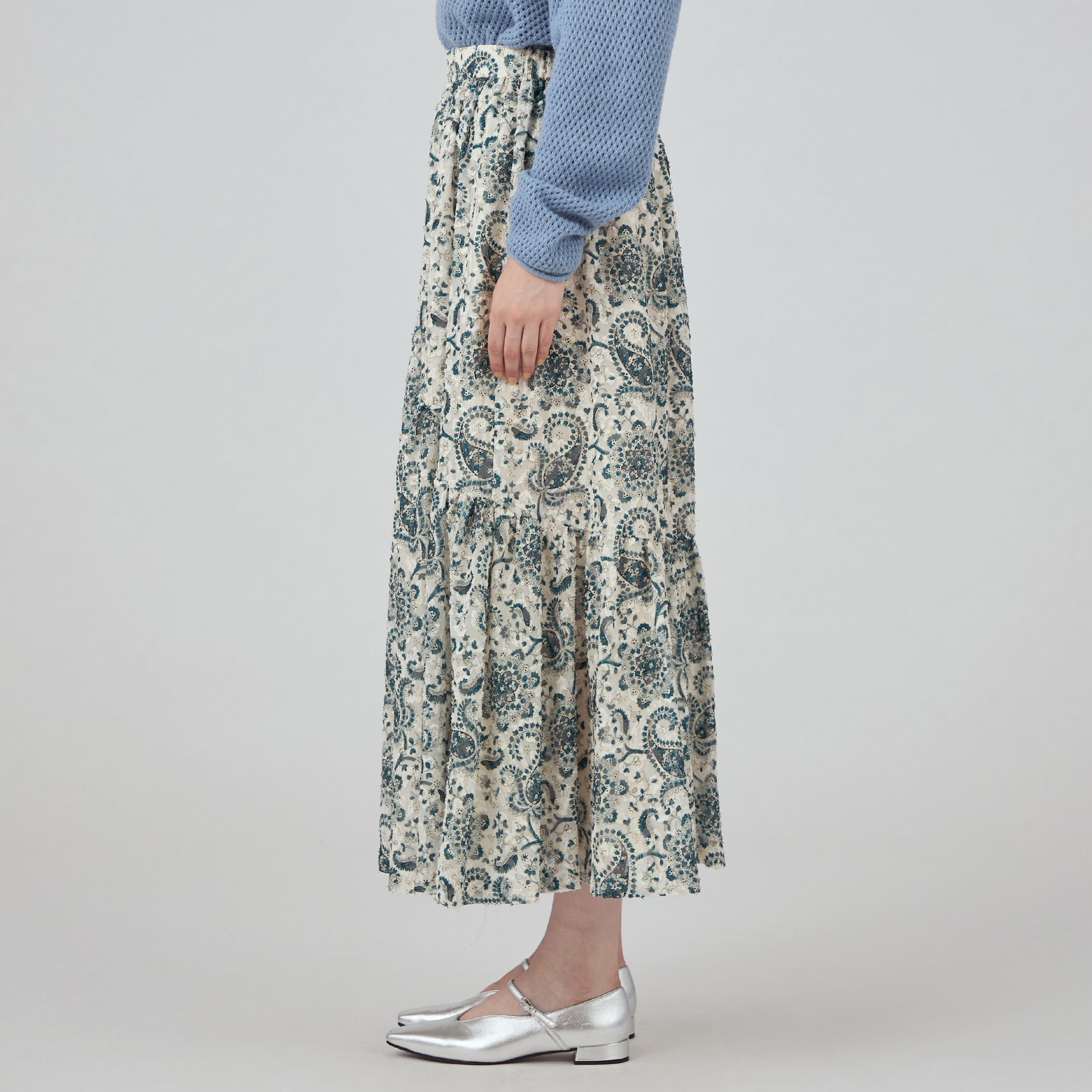 ポリエステルプリント ティアードマキシスカート｜トゥモローランド