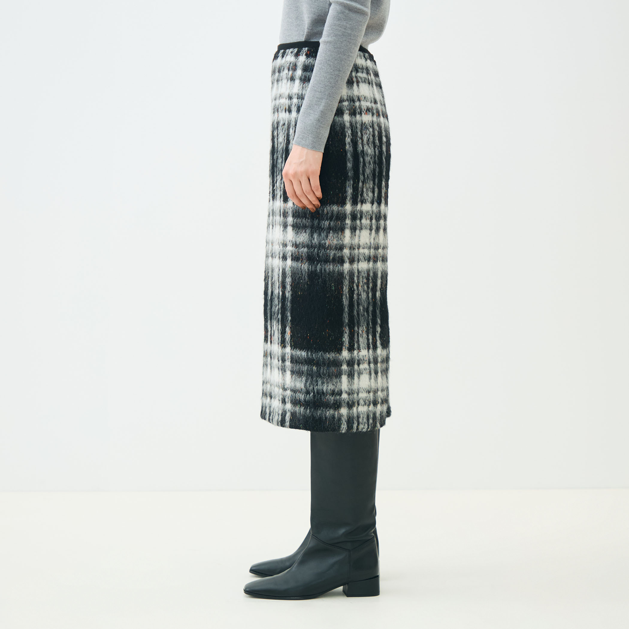 カラーネップチェック タイトストレートスカート｜トゥモローランド