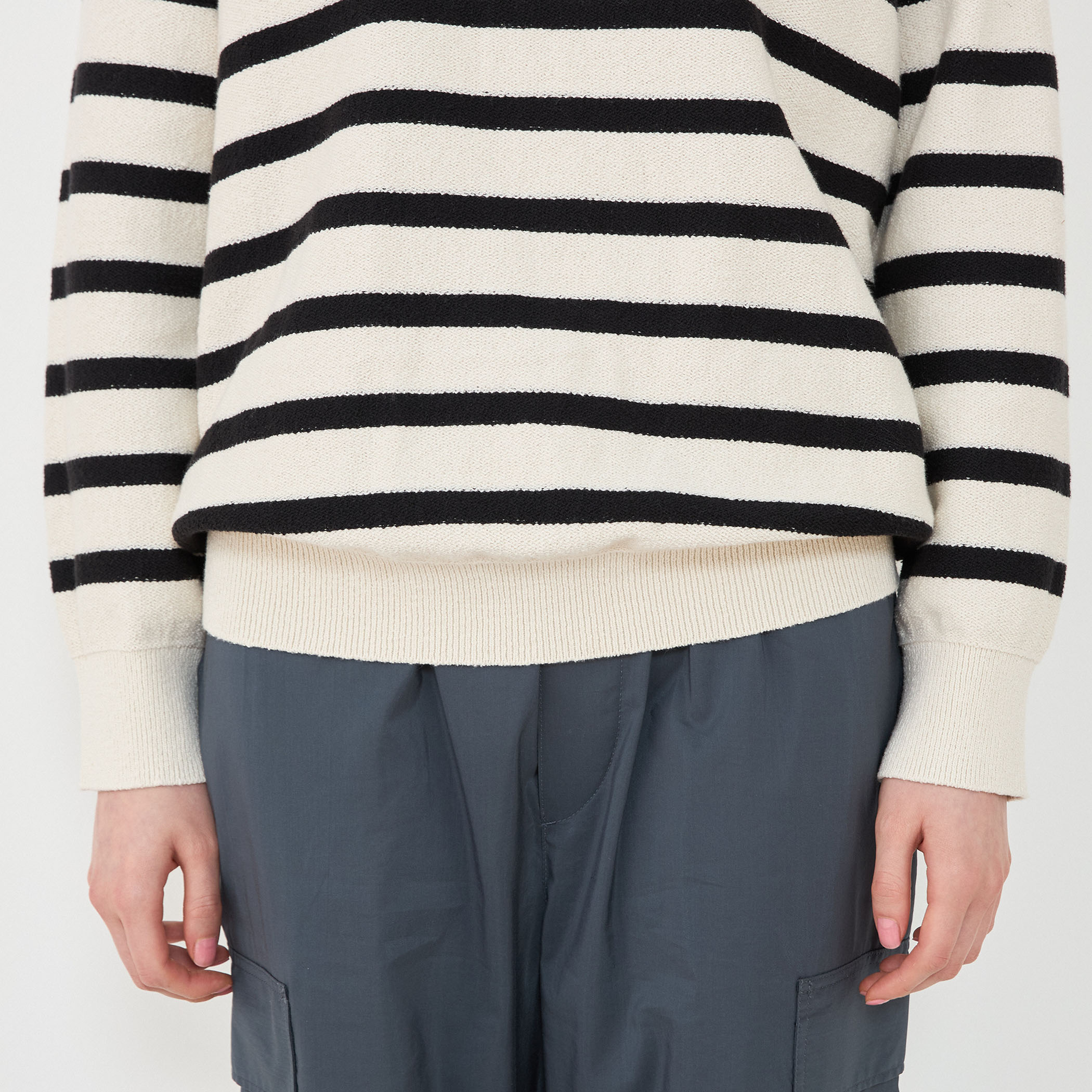 フリゼコットンボーダー クルーネックプルオーバー｜トゥモローランド