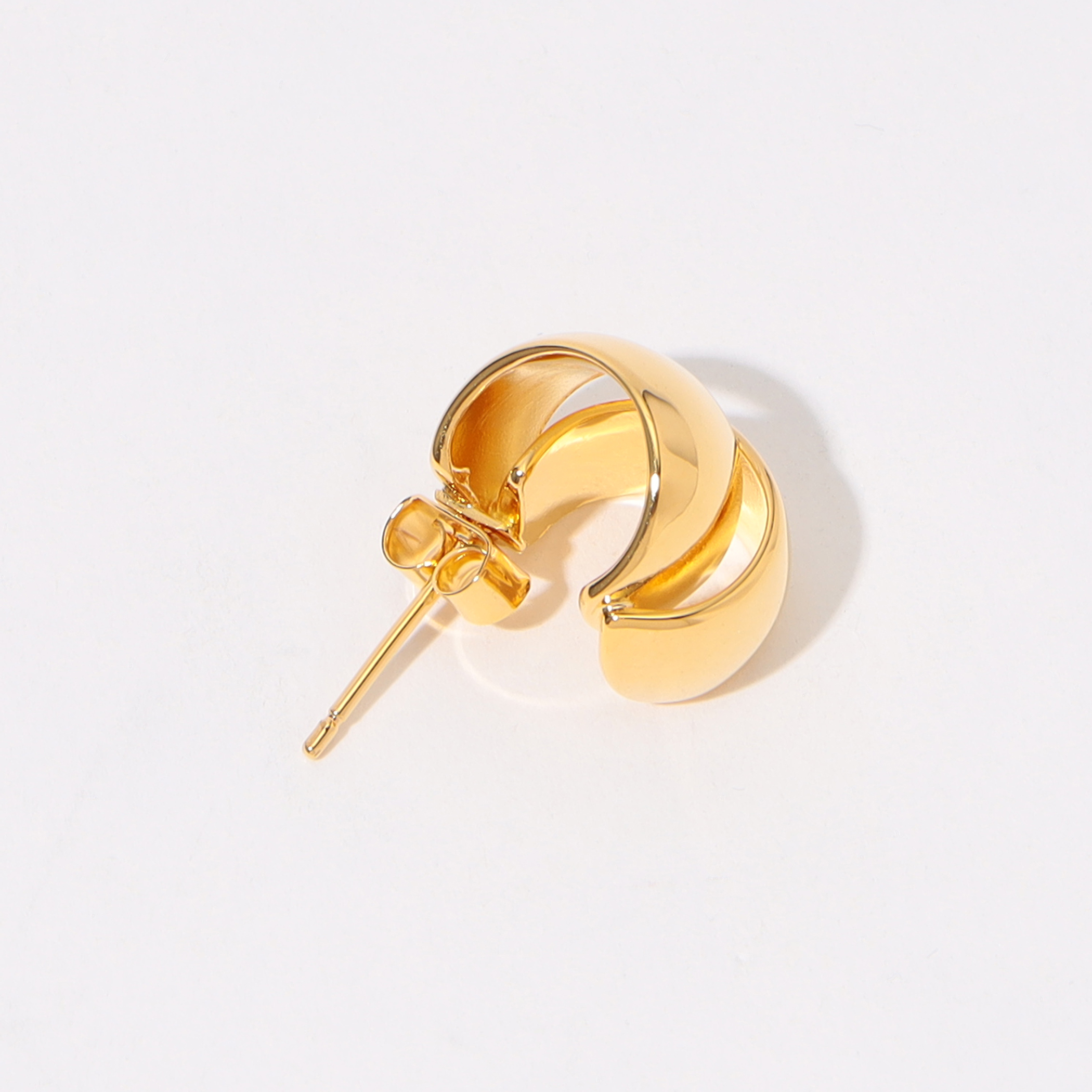 PHILIPPE AUDIBERT Freya earrings ゴールドピアス｜トゥモローランド