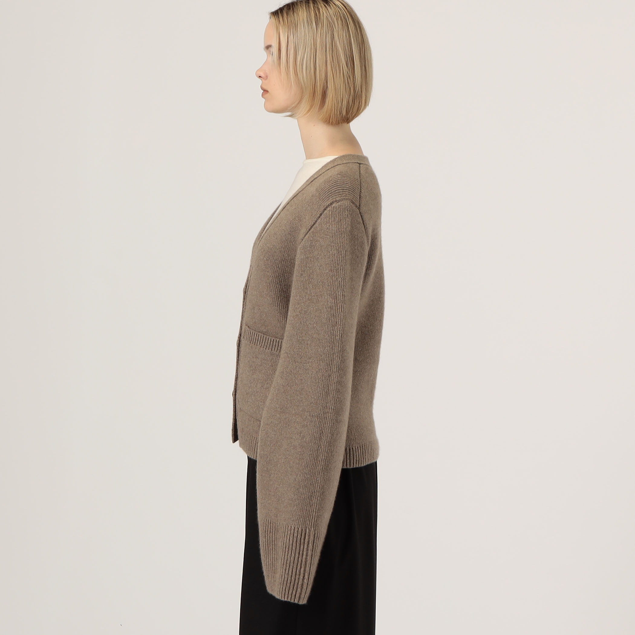 KHAITE SCARLET CARDIGAN｜トゥモローランド 公式通販