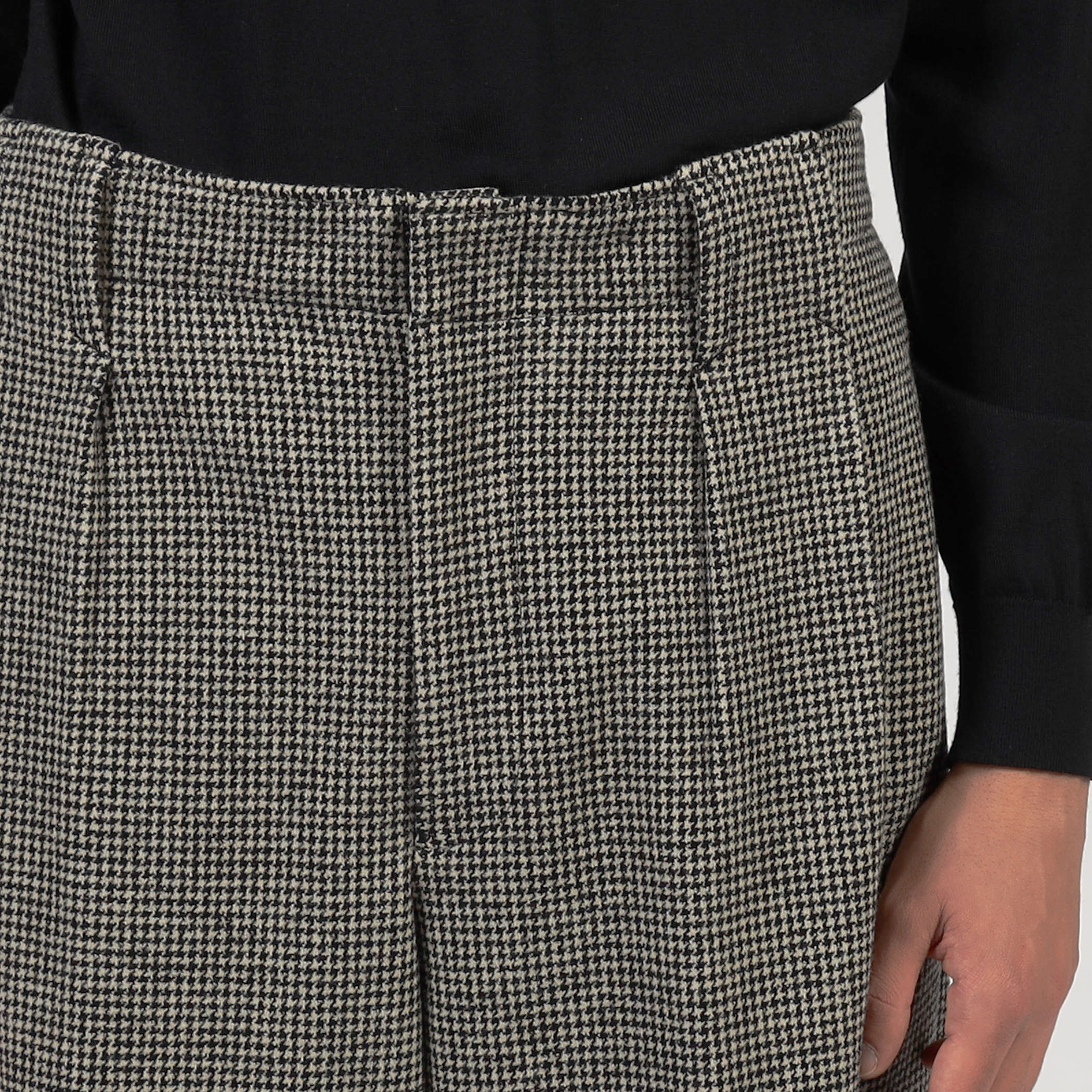 ウールナイロンポリウレタン 2WAYストレッチ 2プリーツパンツ