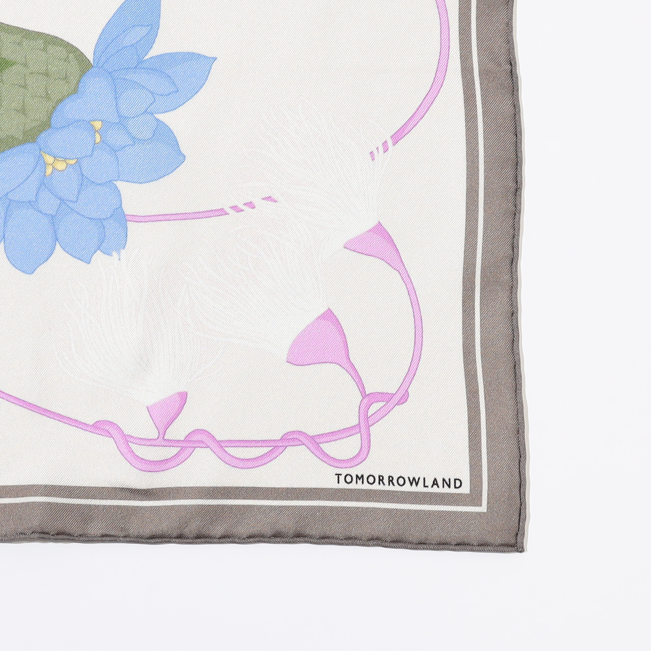 TOMORROWLAND STOLE E FLOWER シルクスカーフ セール】TOMORROWLAND STOLE E FLOWER シルクスカーフ（バンダナ
