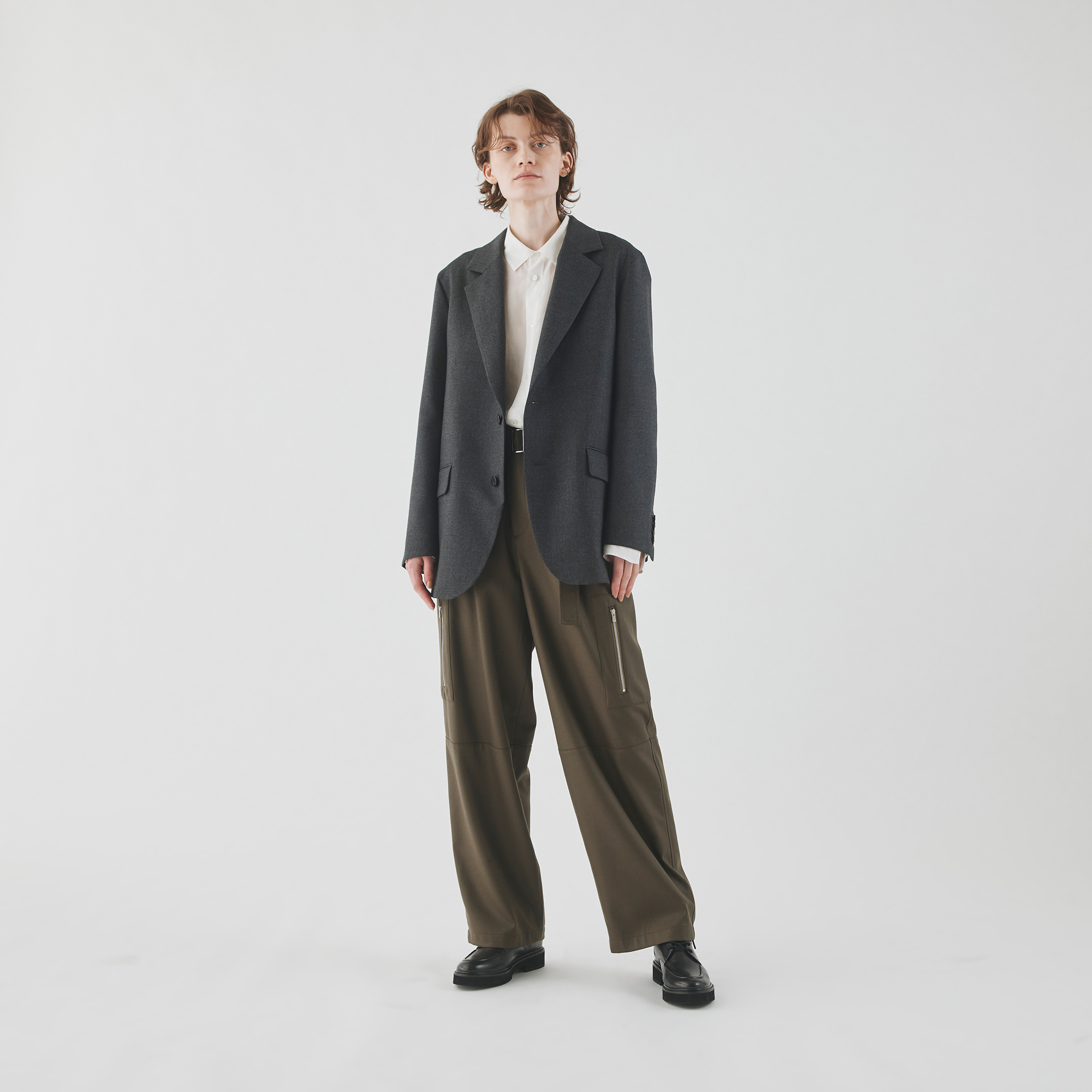 ウーステッドフラノ ボックスシルエットジャケット｜トゥモローランド