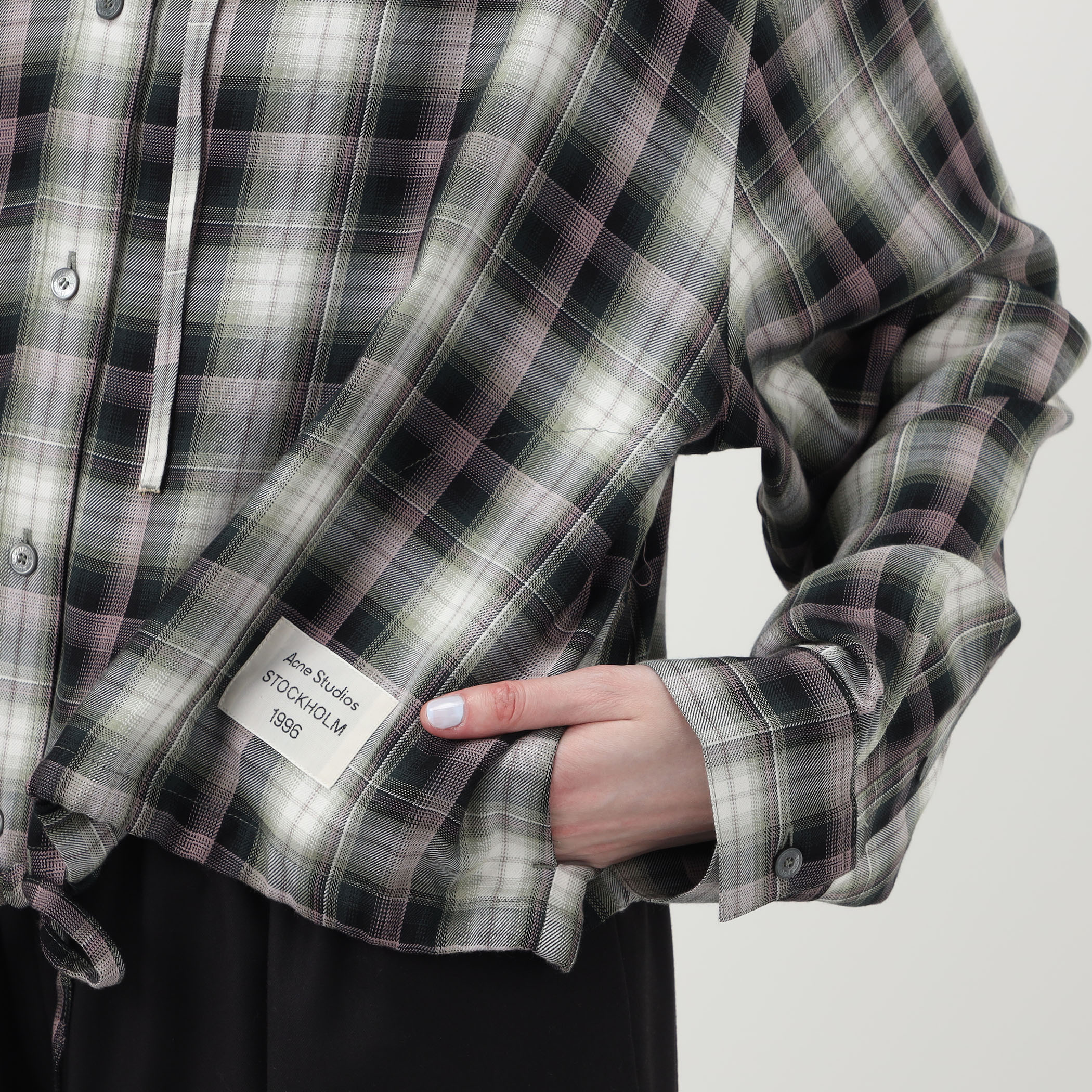 Acne Studios チェック フーデッドオーバーシャツ｜トゥモローランド