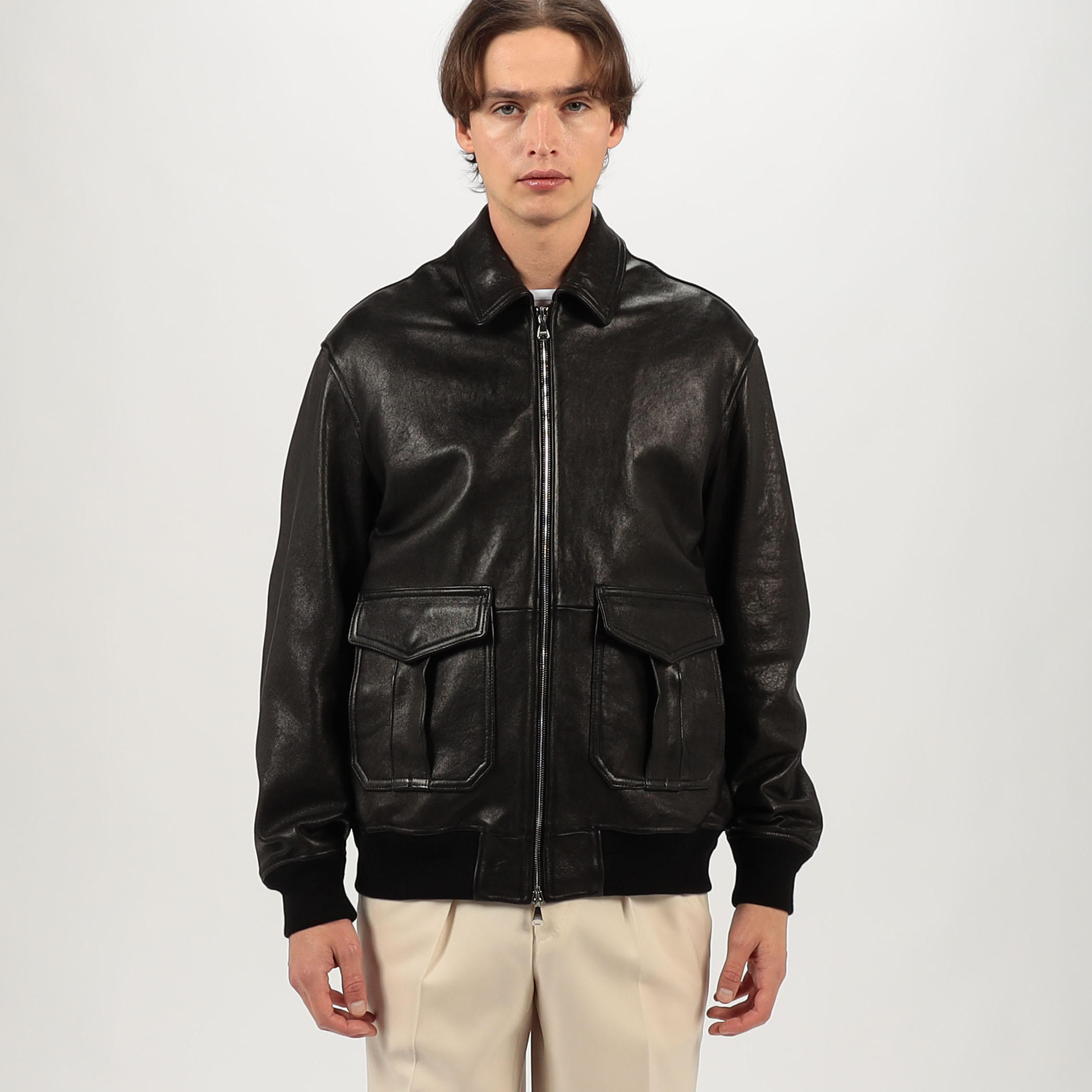 別注】EMMETI AKRON ラムレザー ブルゾン｜トゥモローランド 公式通販